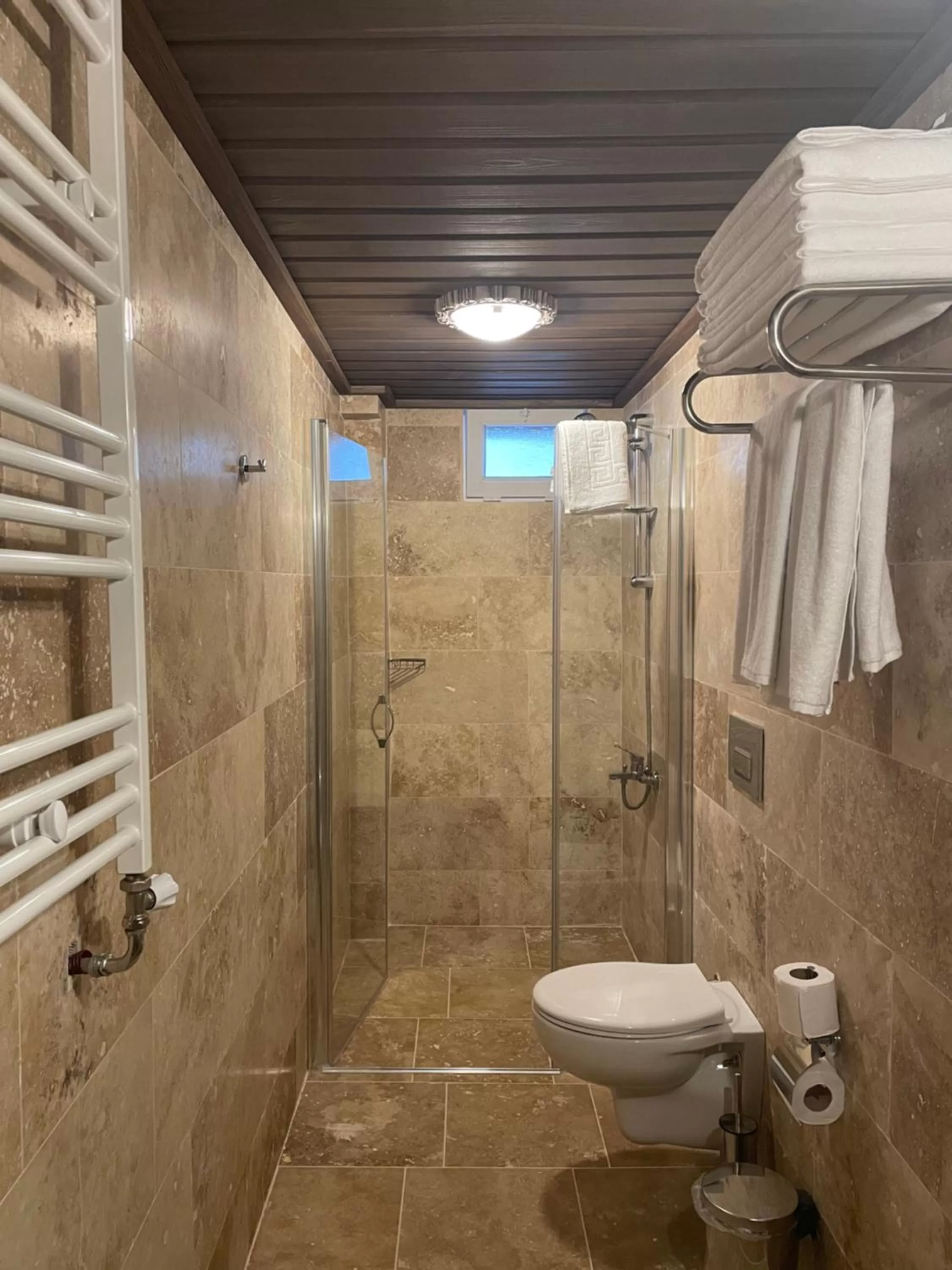 Shower in Virtus Cappadocia Hotel Göreme