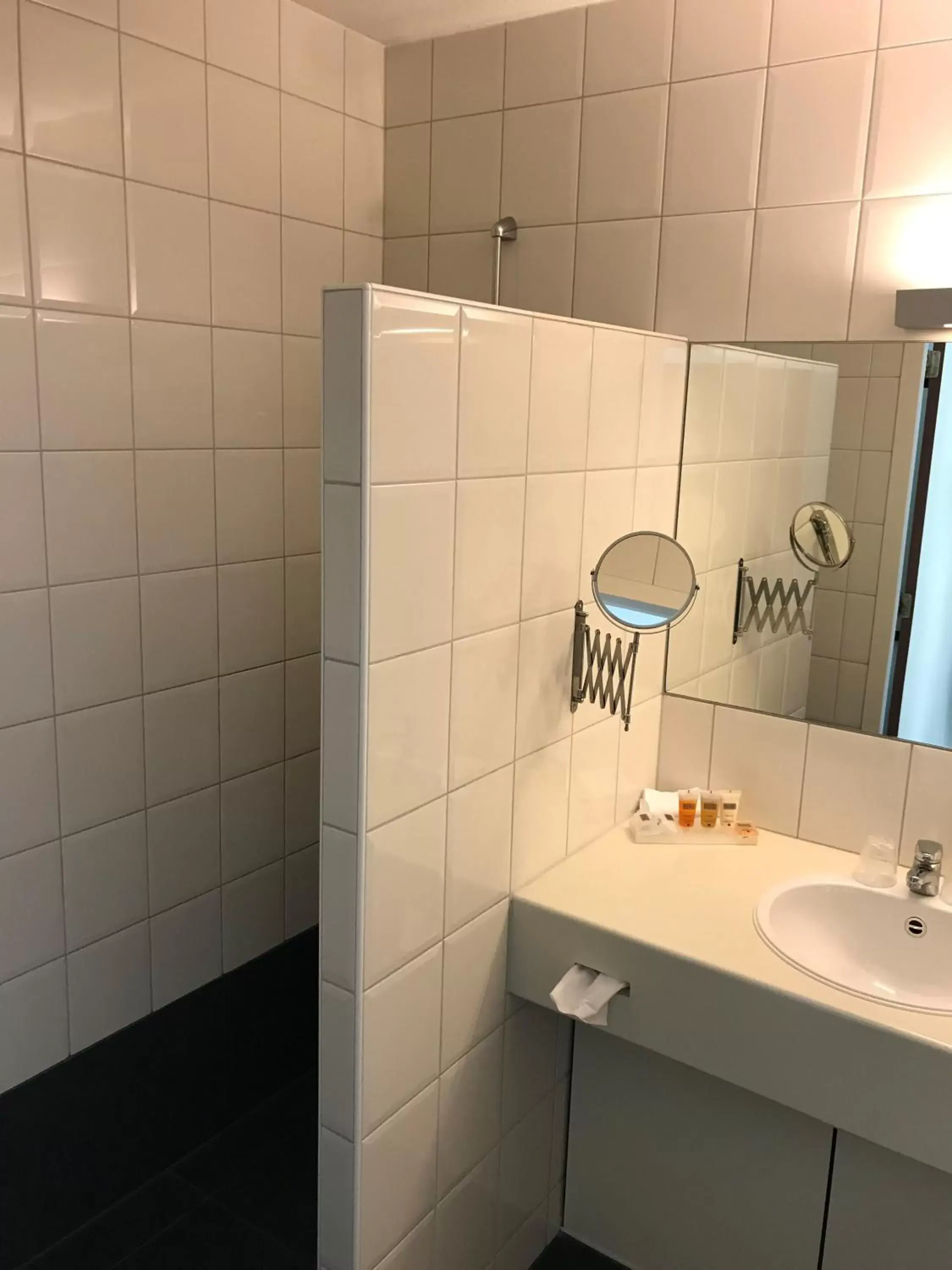 Deluxe Room - single occupancy in Hampshire Hotel - Avenarius Deluxe Room - single occupancy in Hampshire Hotel - Avenarius