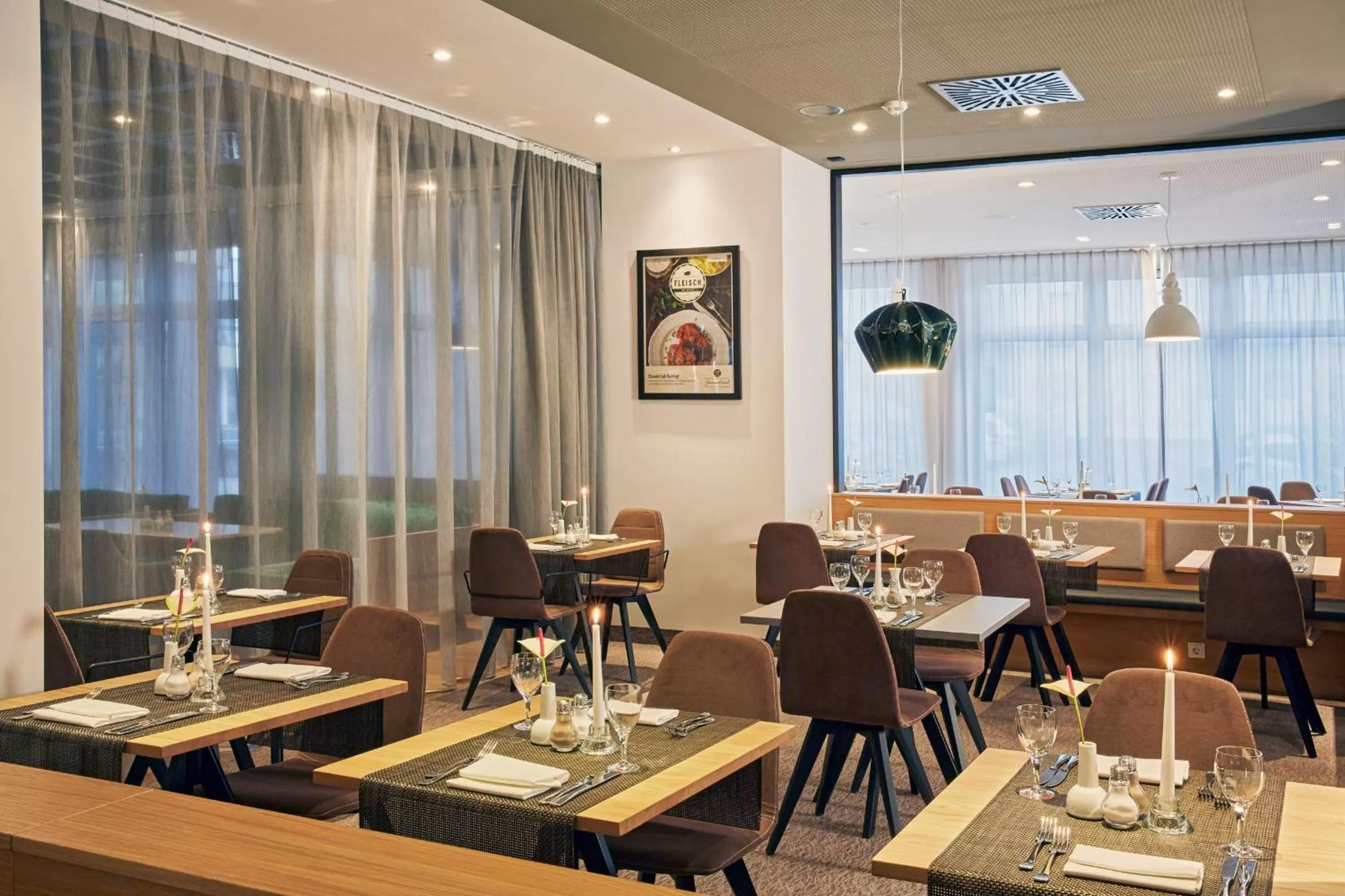 Restaurant/places to eat in H4 Hotel Leipzig