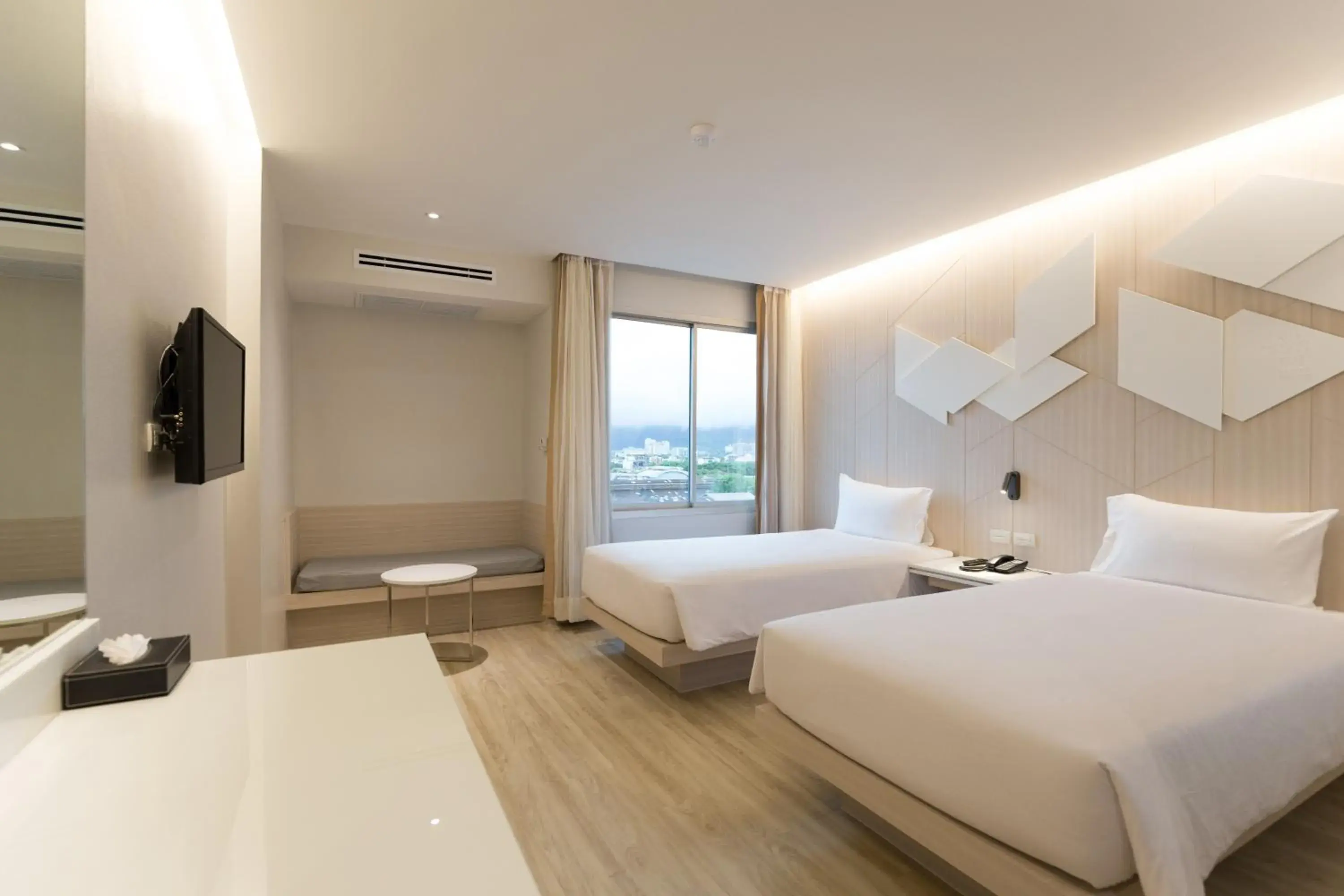 Twin Room with Private Bathroom in Crystal Hotel Hat Yai Twin Room with Private Bathroom in Crystal Hotel Hat Yai
