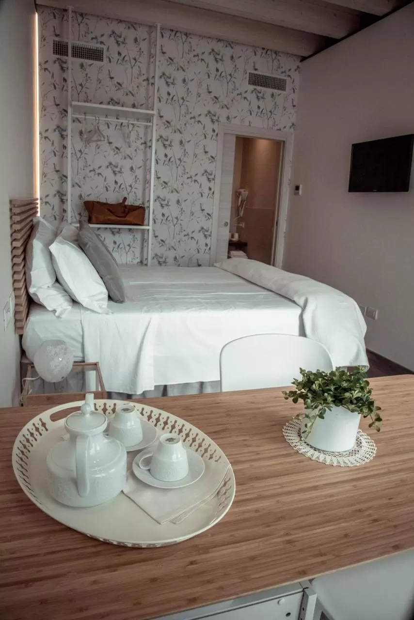 Photo of the whole room, Bed in Casa Lidia - ALLOGGI SMART