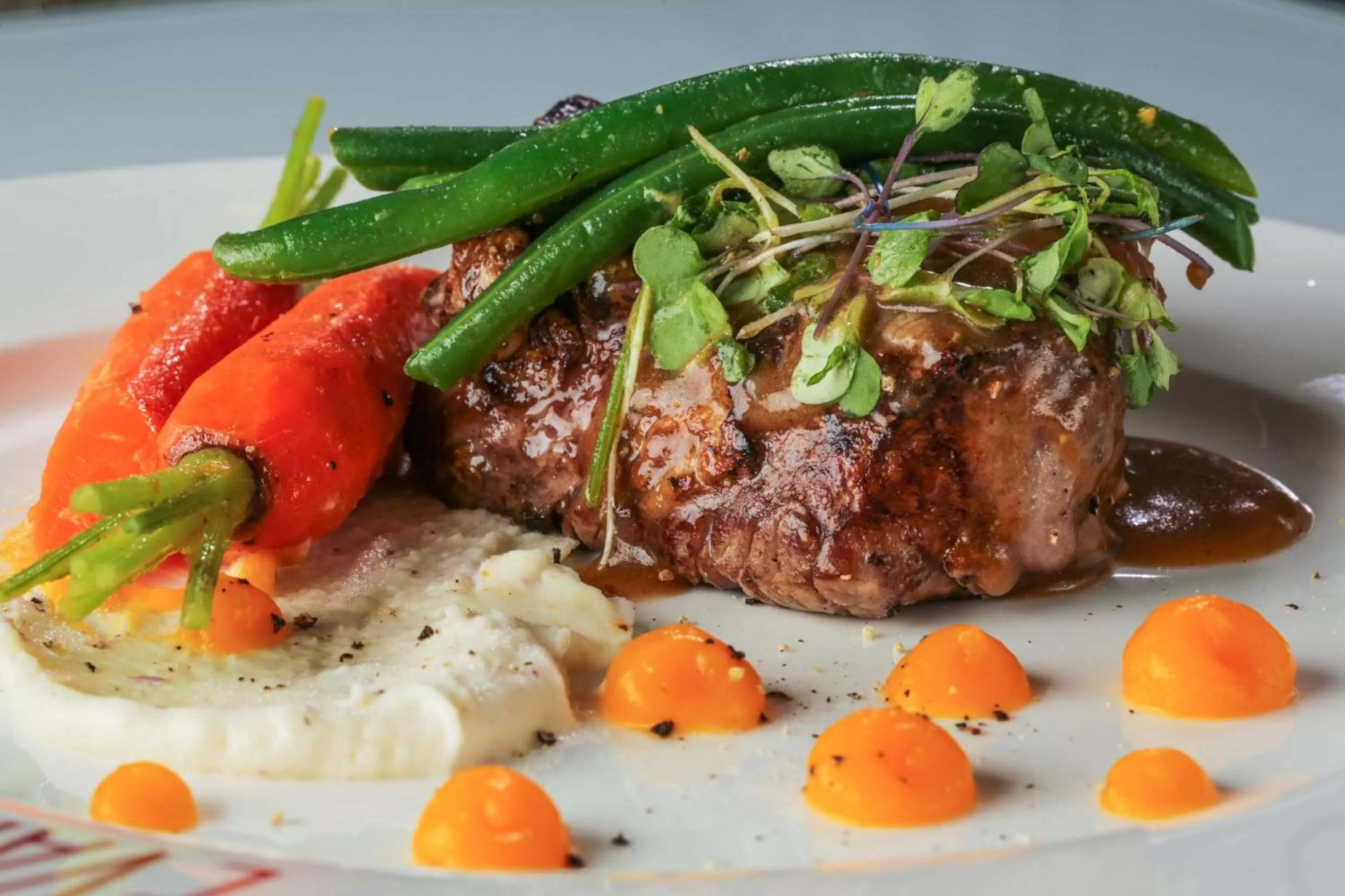 Meeting/conference room in Holiday Inn Edmonton South - Evario Events by IHG