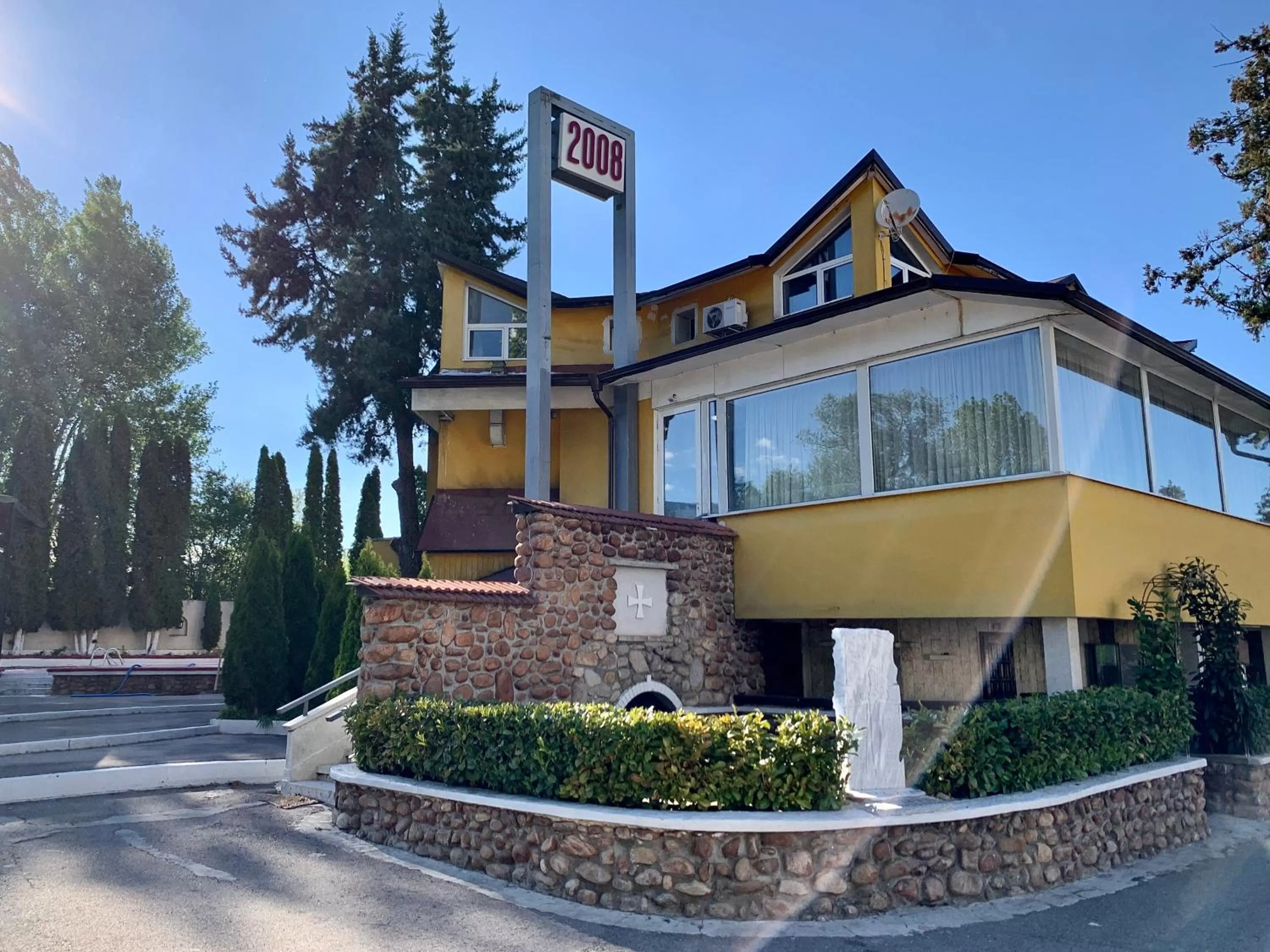 Property building in CLUB 2008