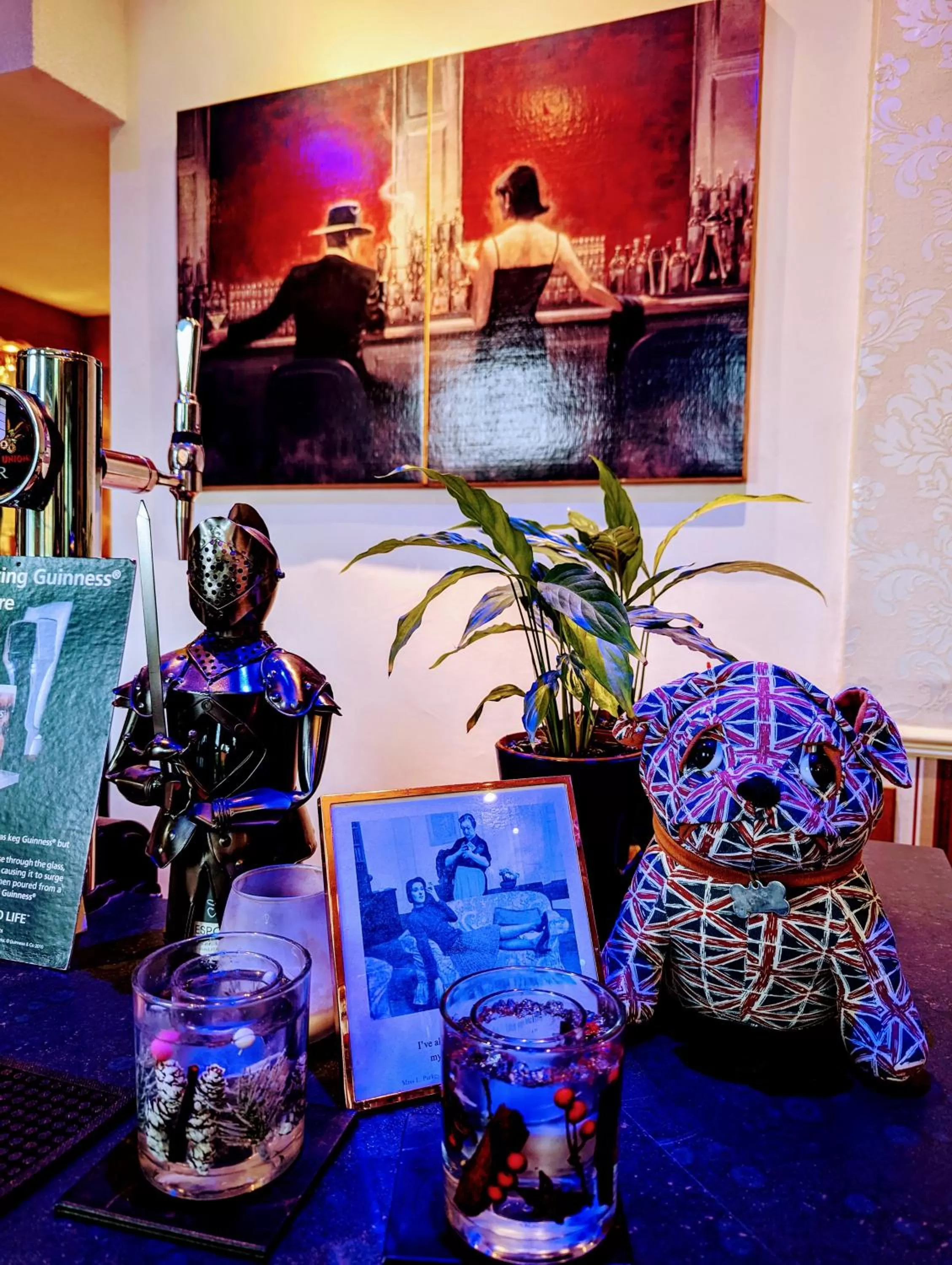 Lounge or bar in Brookside Hotel & Restaurant ,Suitable for Solo Travelers Couples Educational Groups & Families welcome