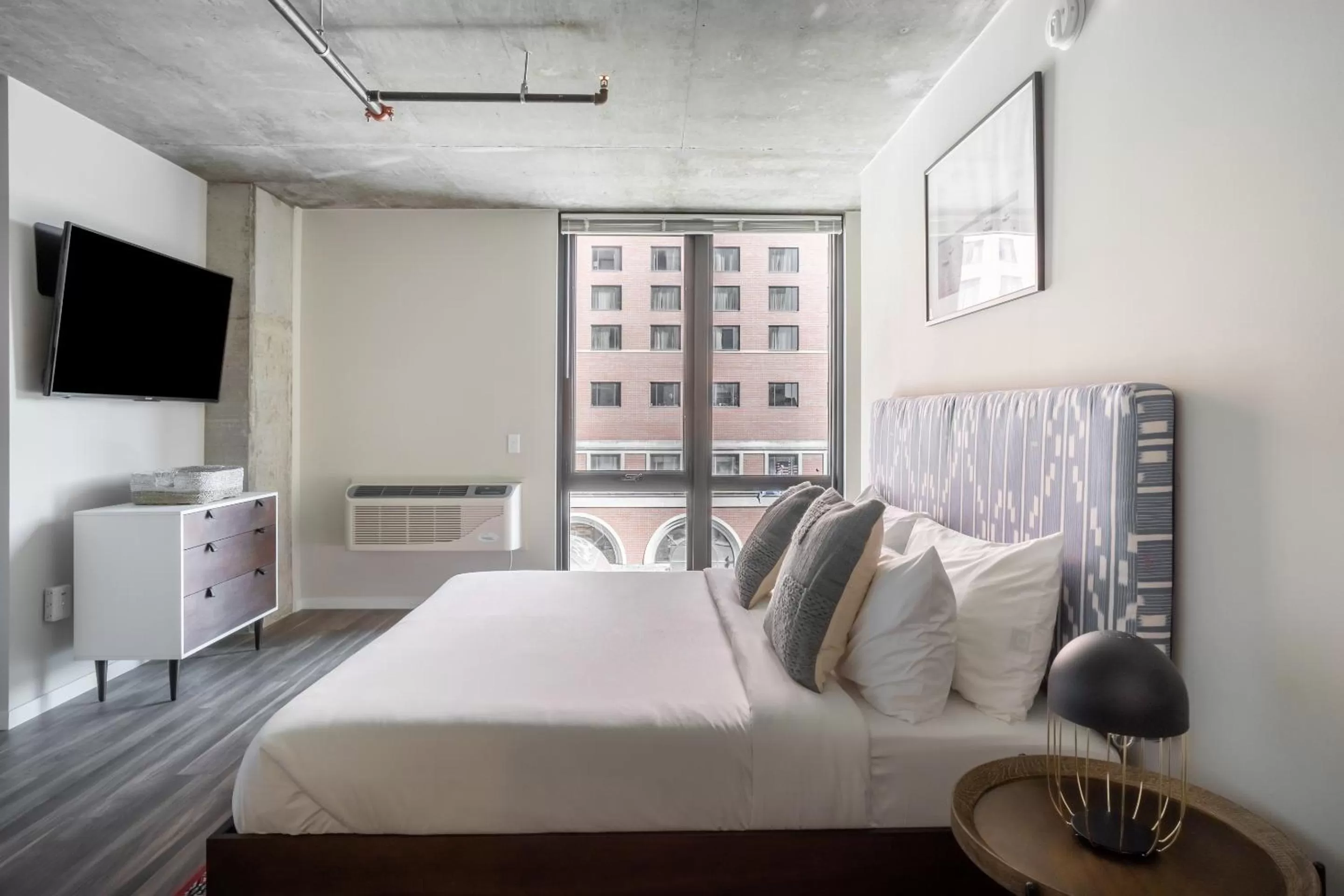 Mint House Minneapolis - Downtown West