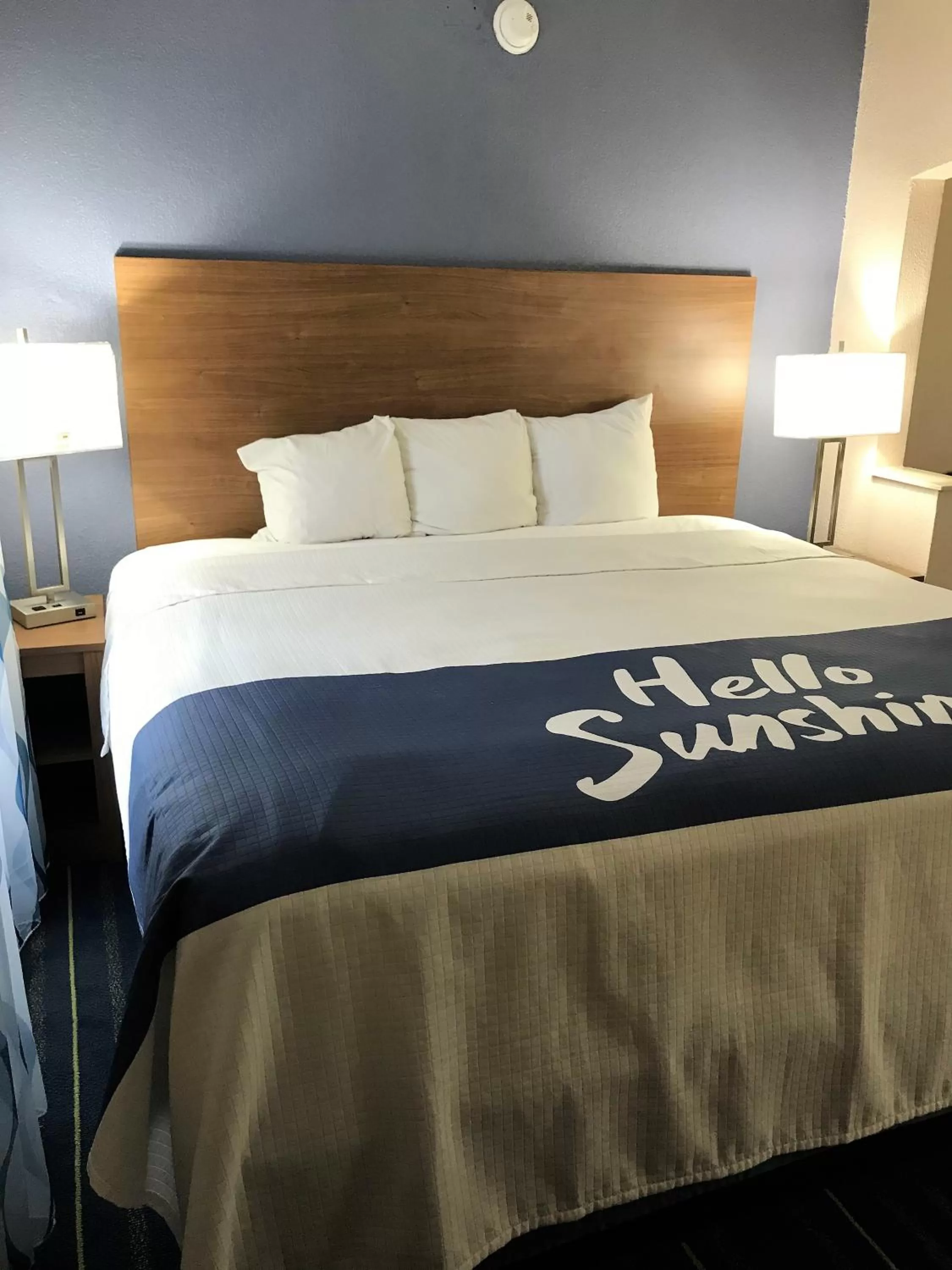 Bedroom, Bed in Days Inn by Wyndham Panama City