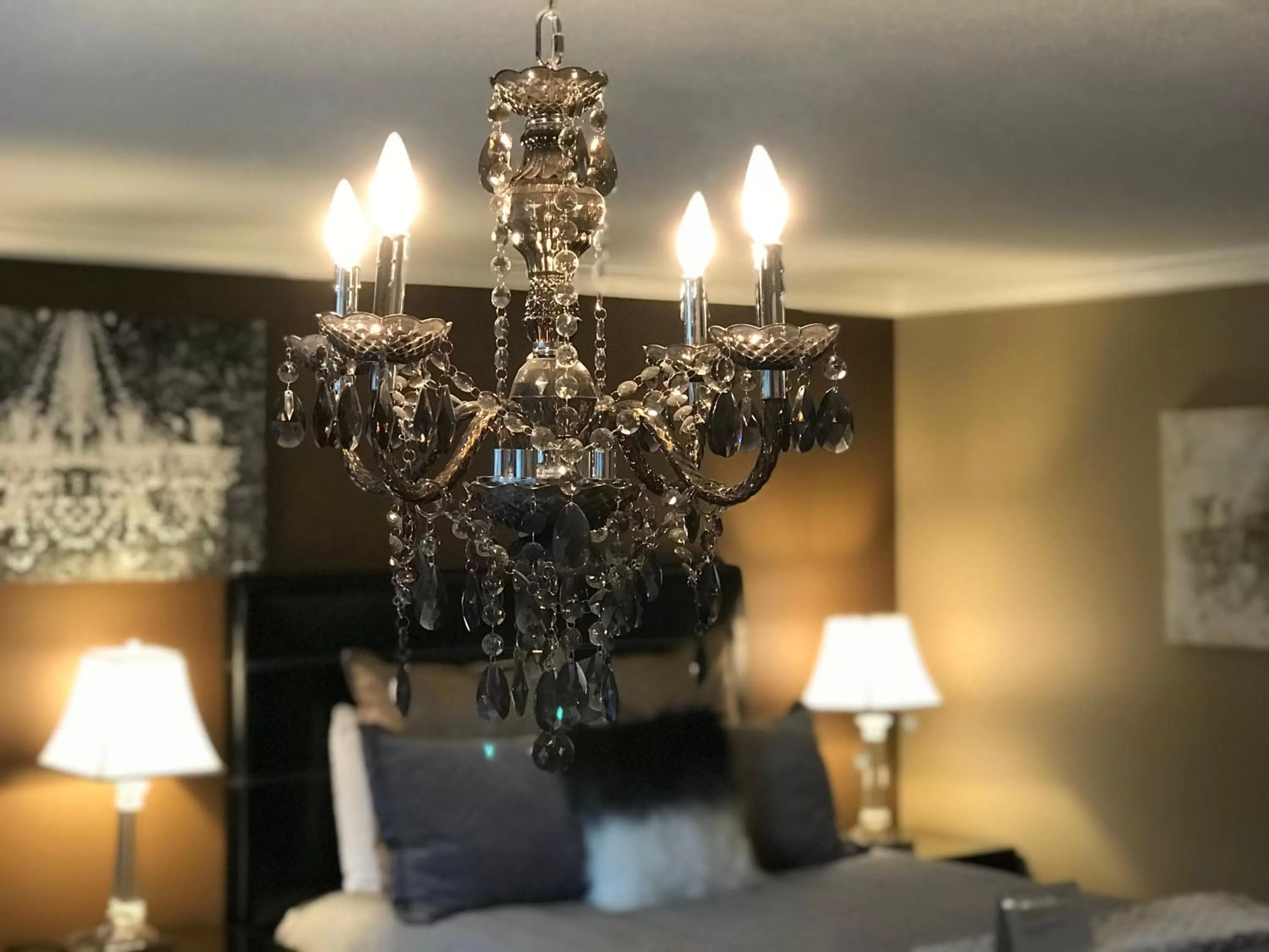 Decorative detail in Evergreen Bed & Breakfast