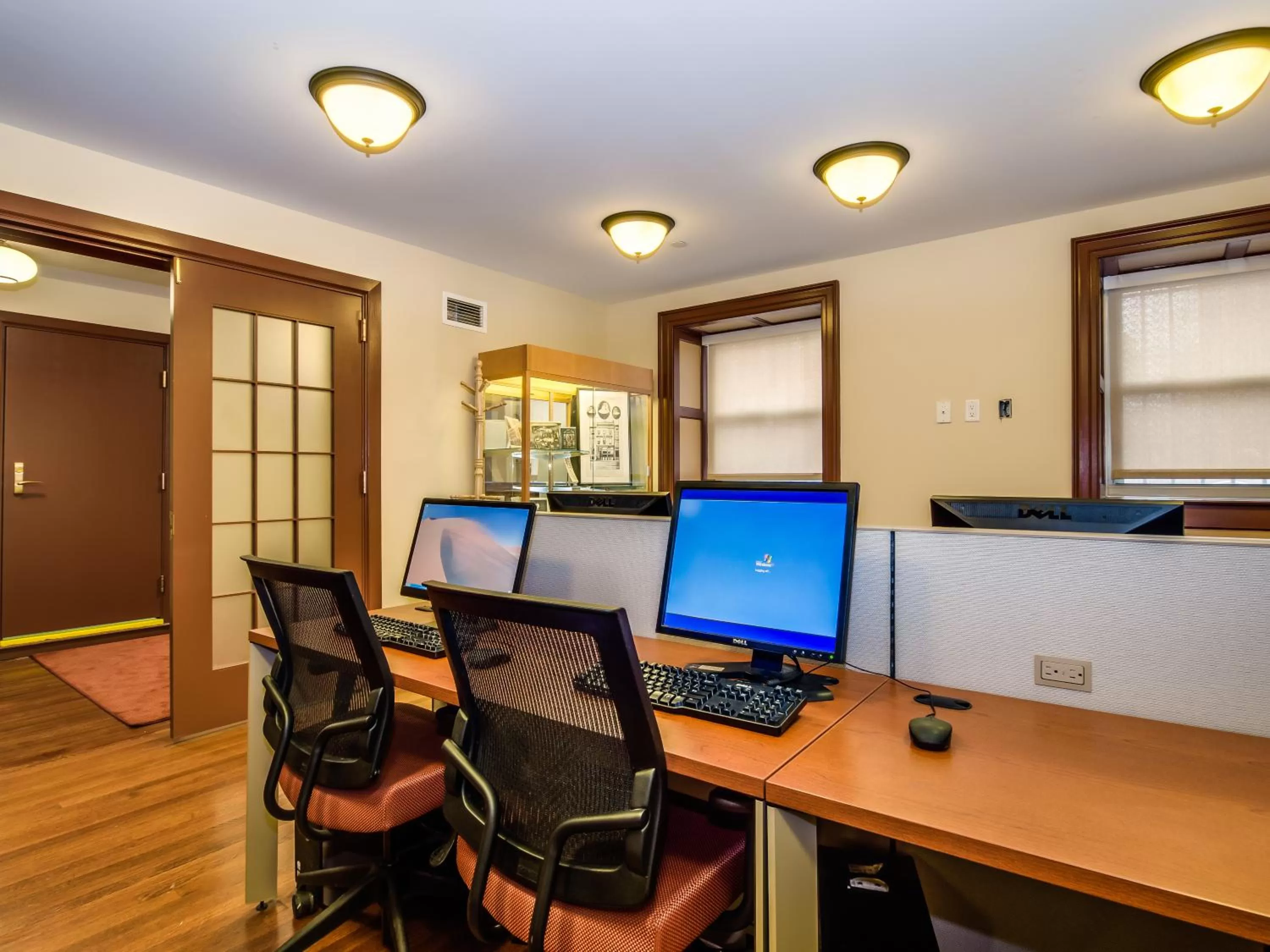 Business facilities in Leo House