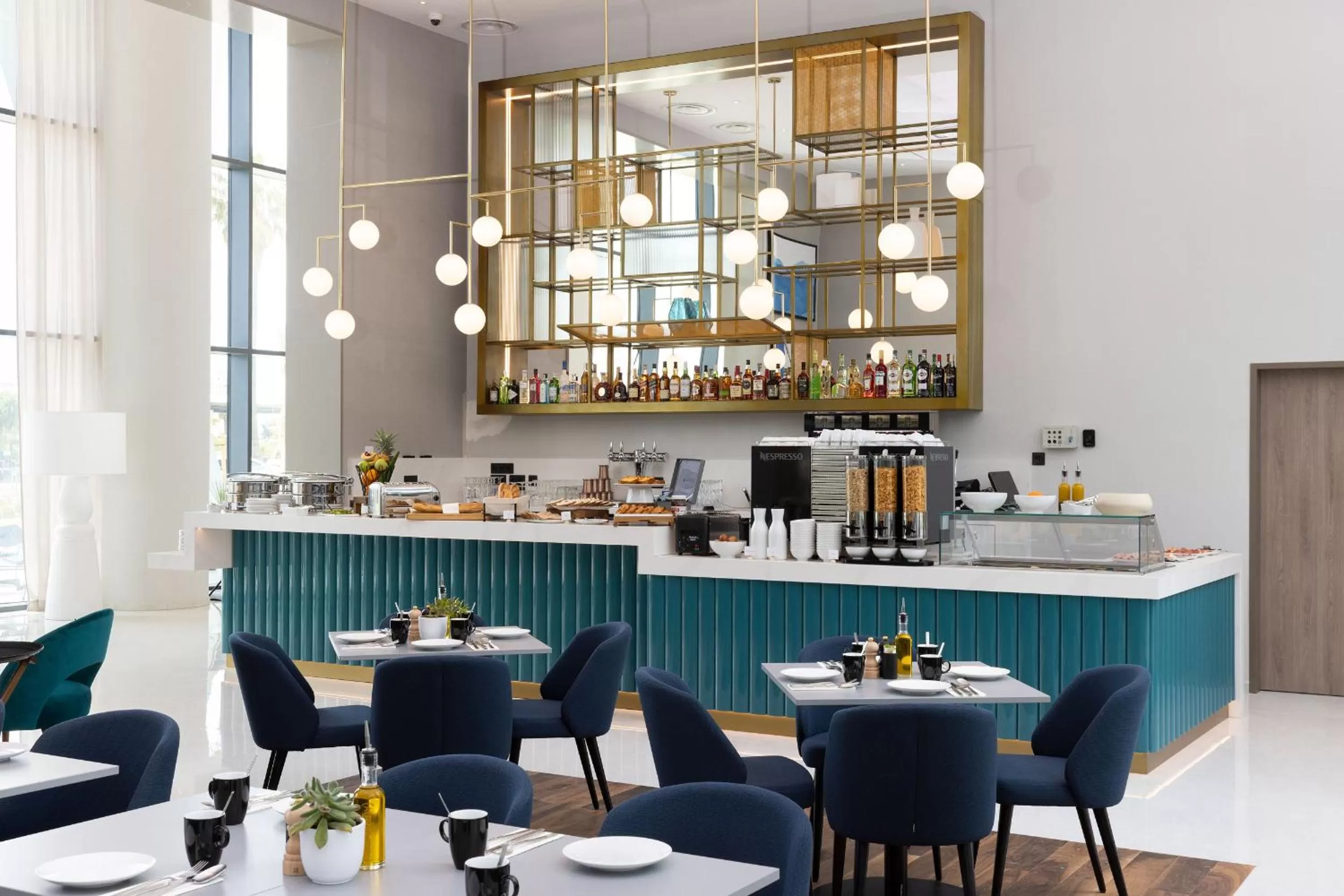 Restaurant/places to eat in Sheraton Nice