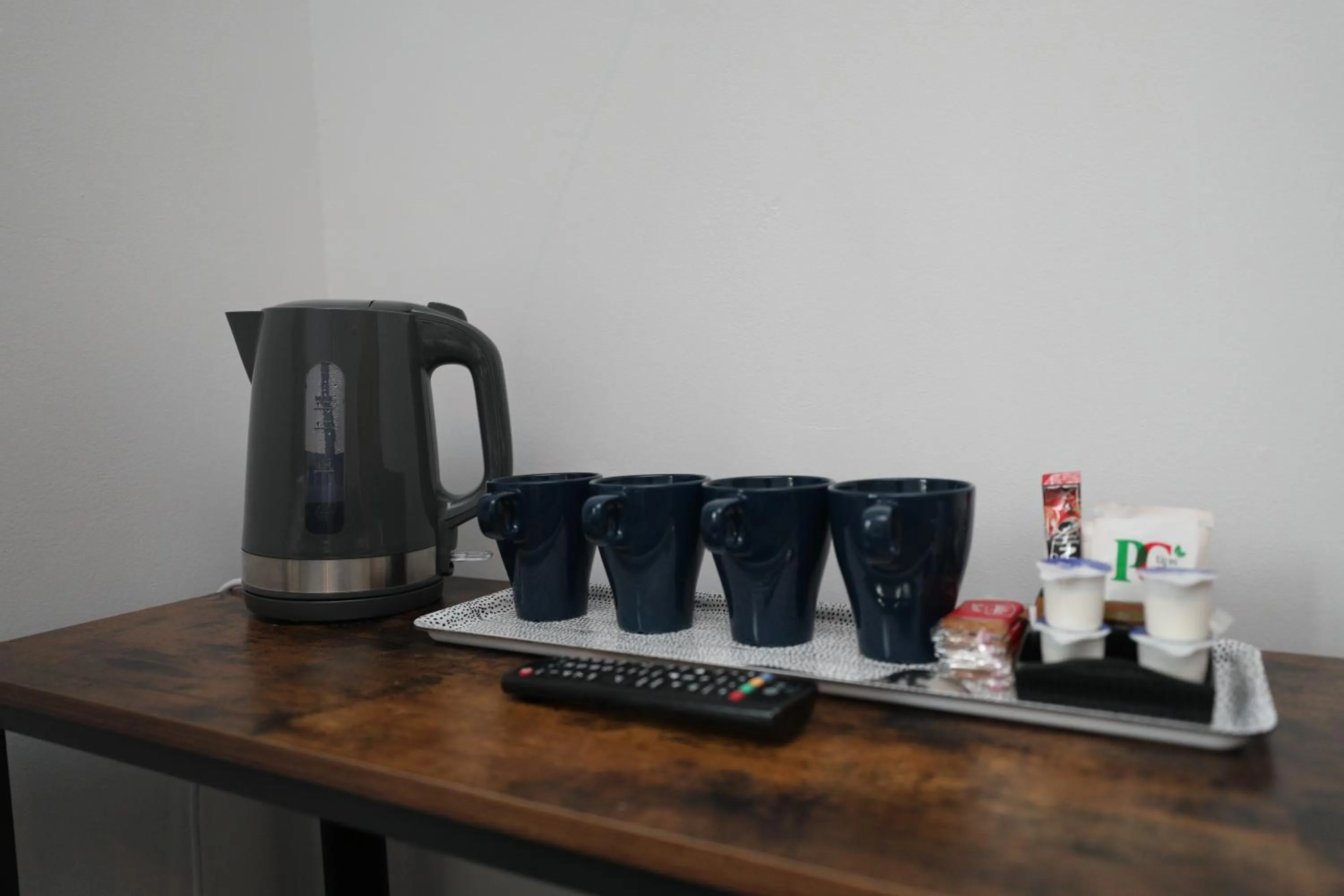 Coffee/tea facilities in Golders Park Hotel