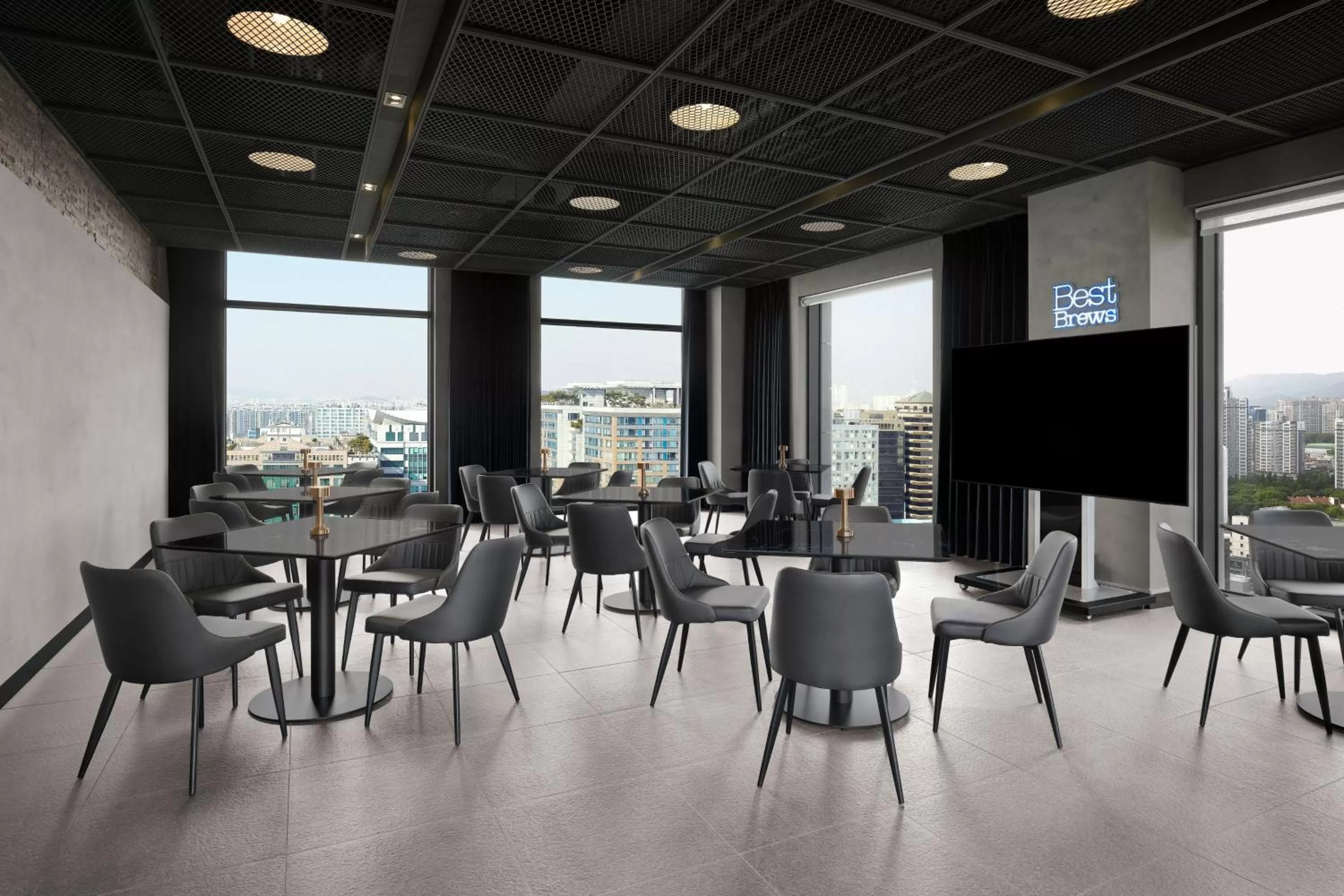 Lounge or bar in Four Points by Sheraton Suwon