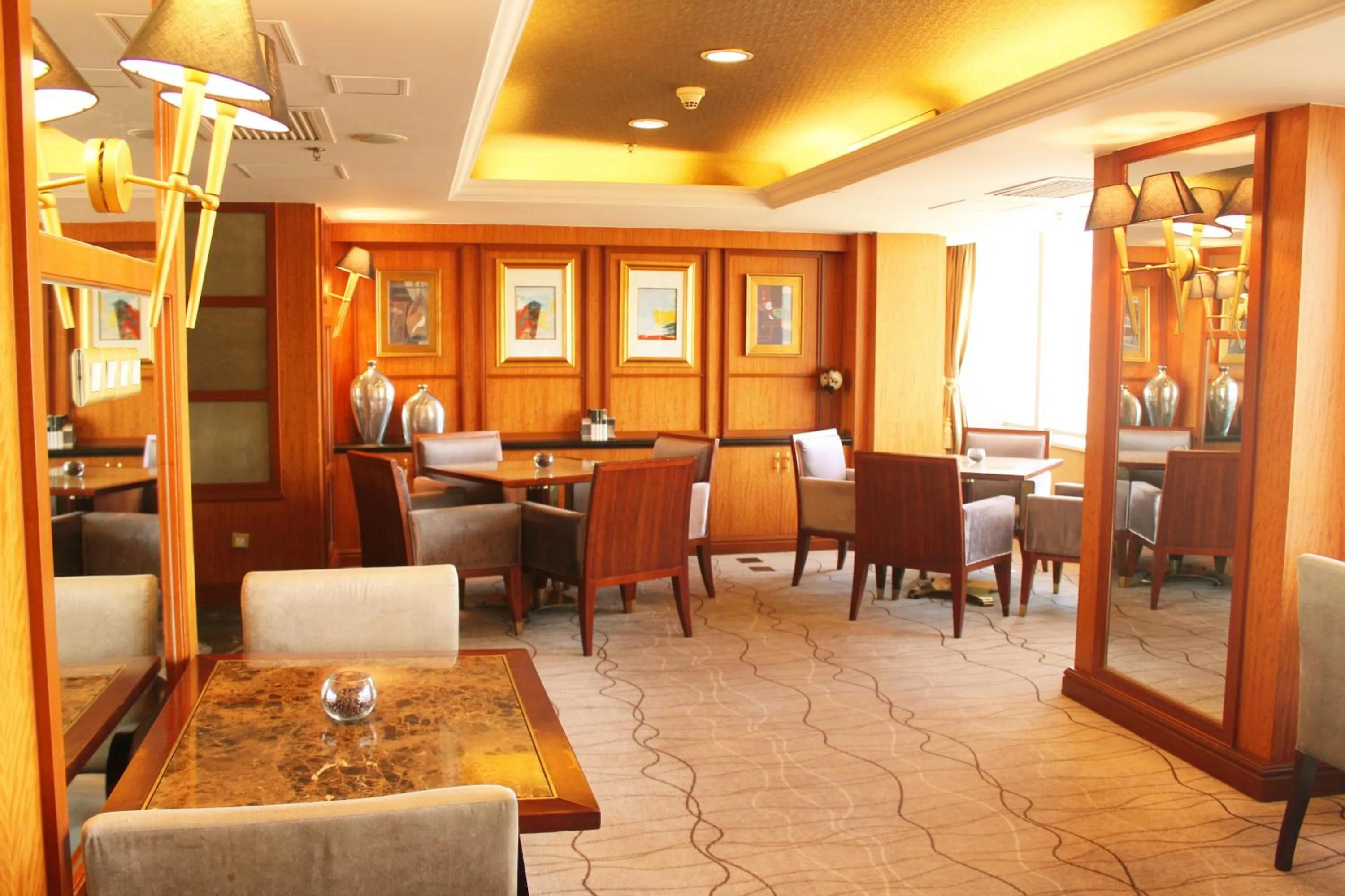 Restaurant/places to eat in Air China Boyue Beijing Hotel