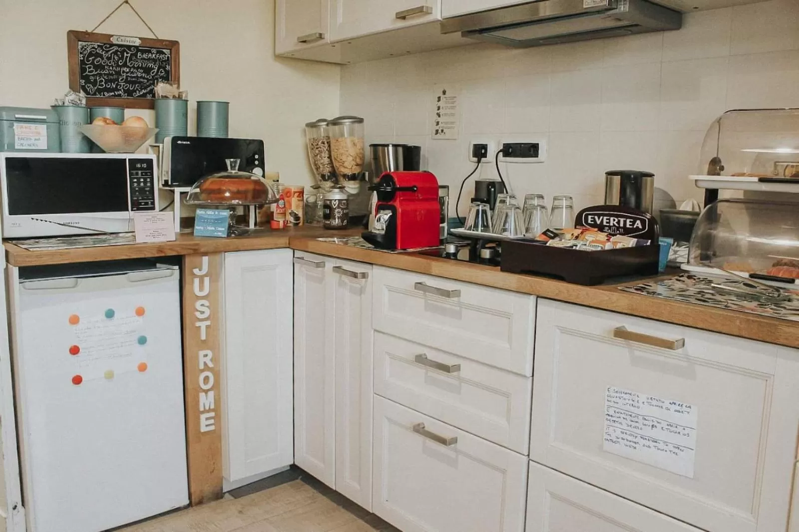 Kitchen/Kitchenette in B&B Exa Rooms - Just Rome