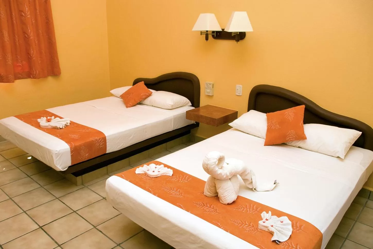 Bedroom, Bed in Hotel LunaSol