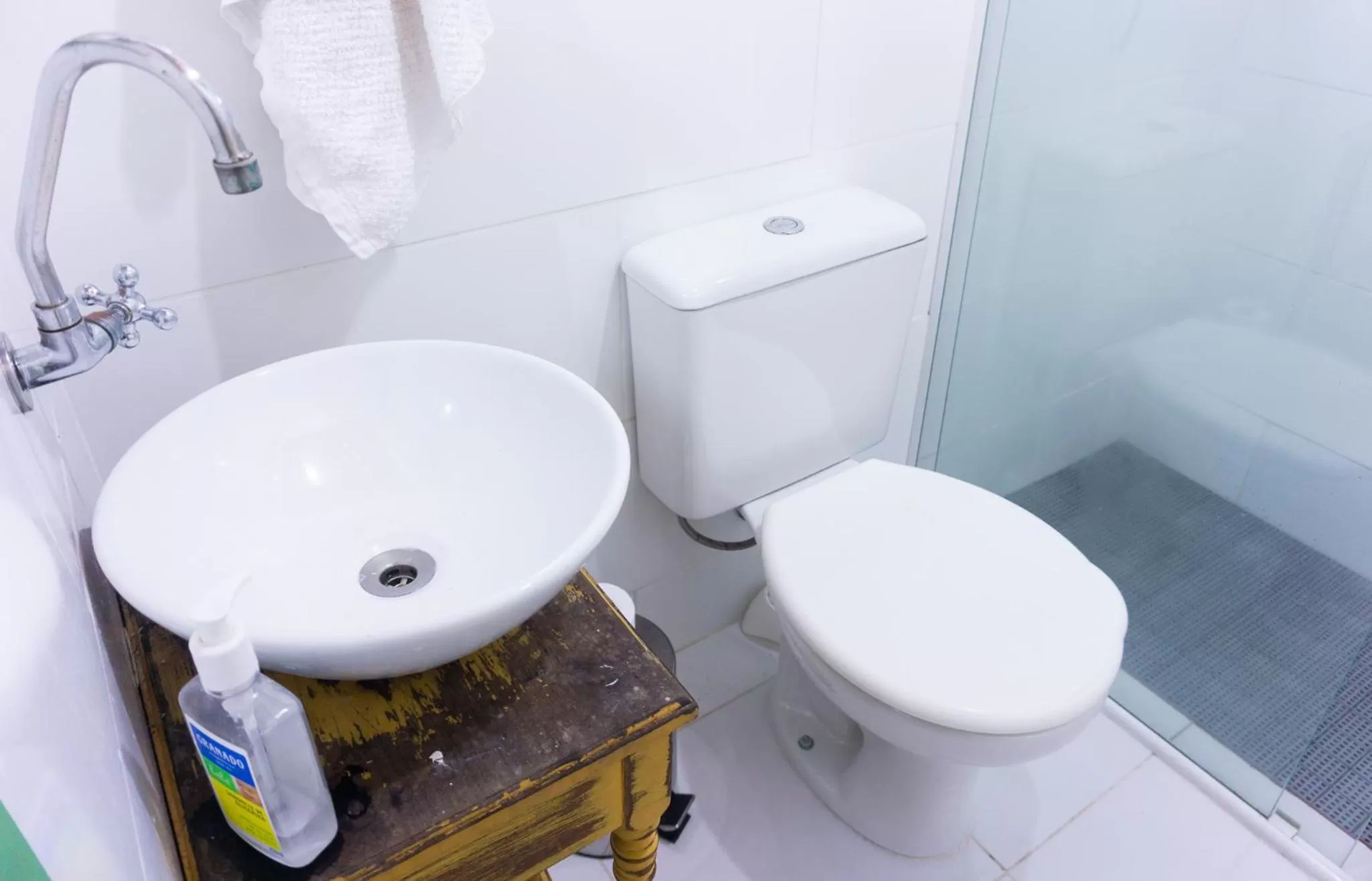 Bathroom in Casa dos Açores Cama e Café