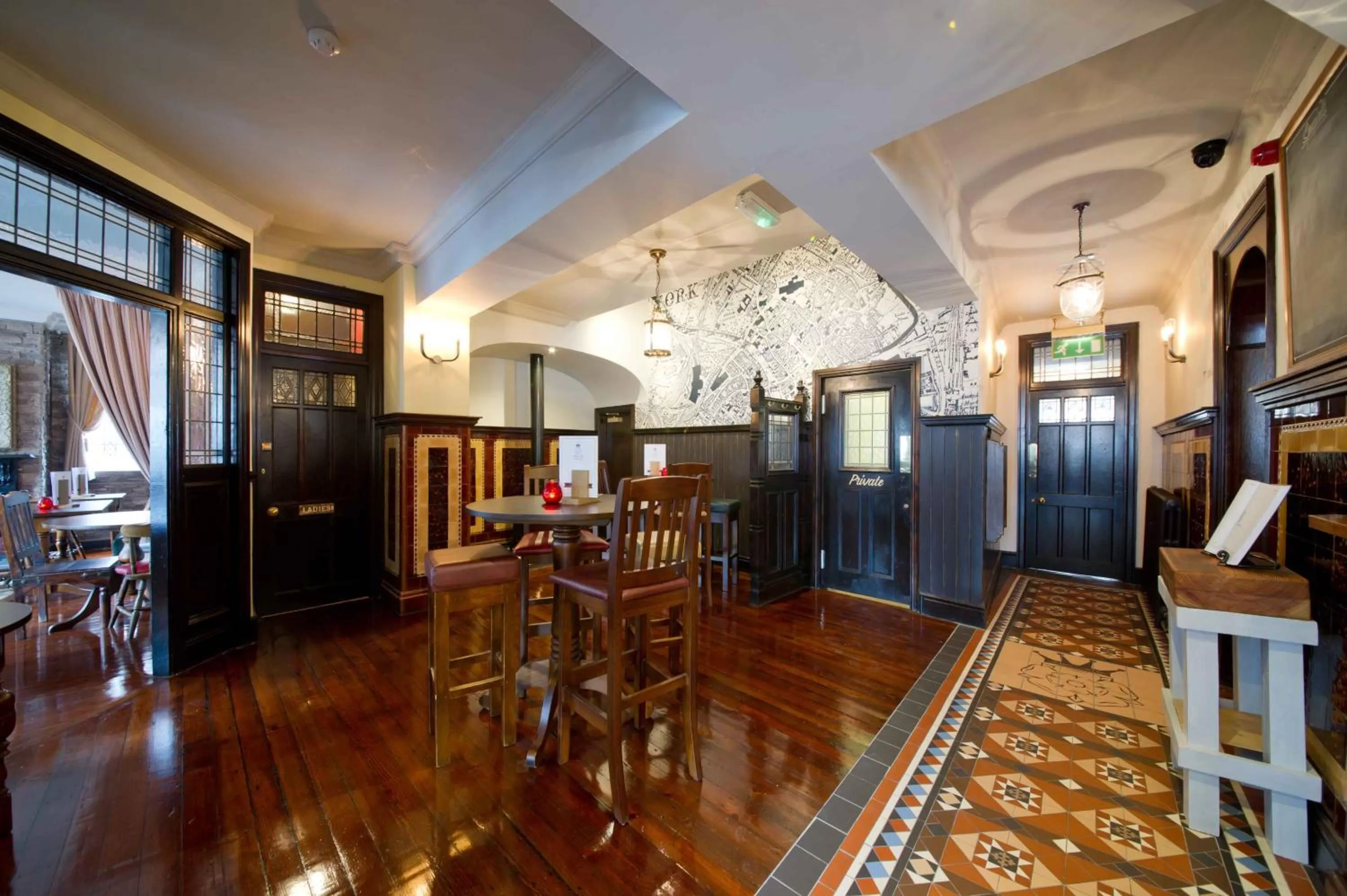 Restaurant/places to eat in The Rose & Crown York