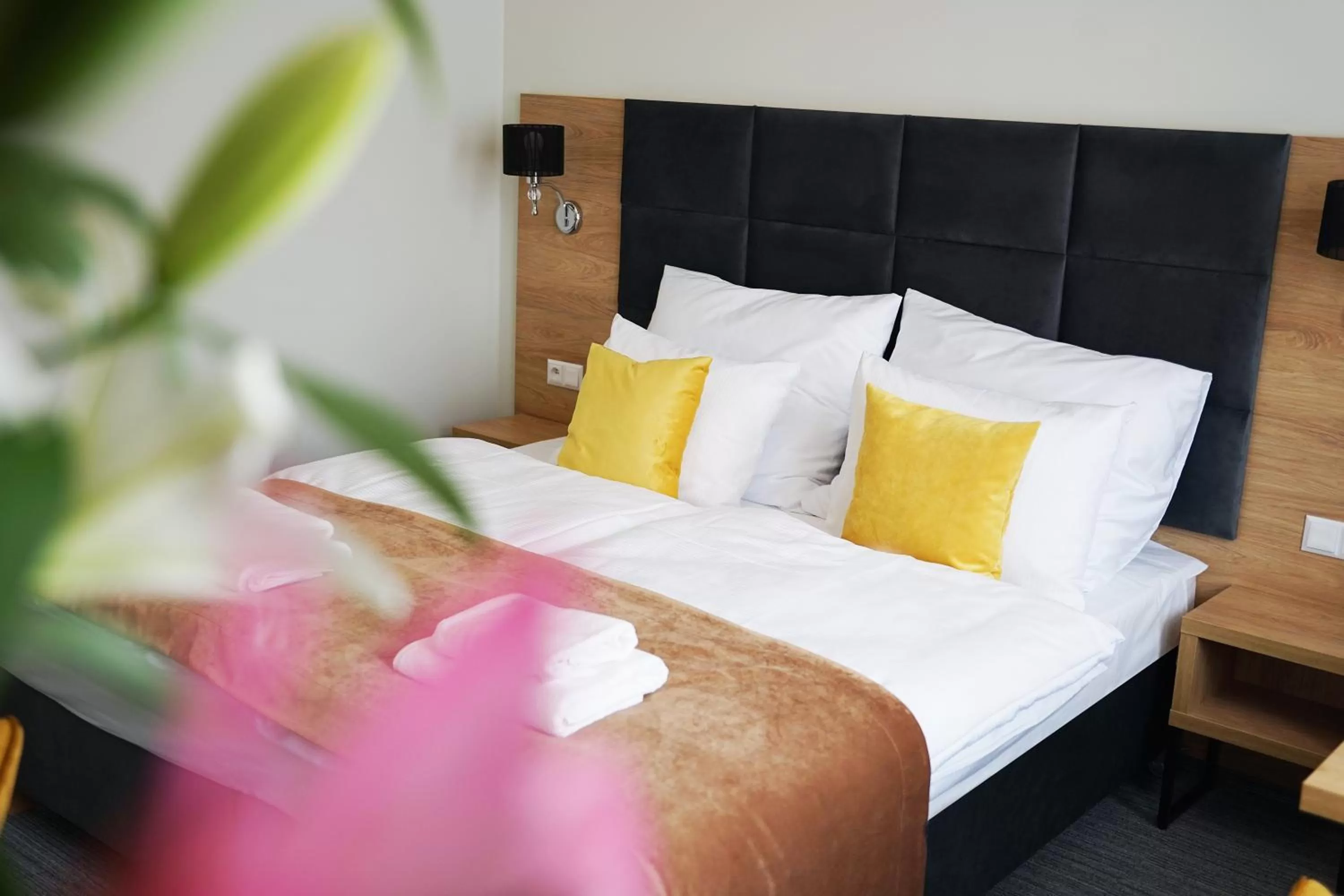 Bed in FACTORY RESORT wellness & spa