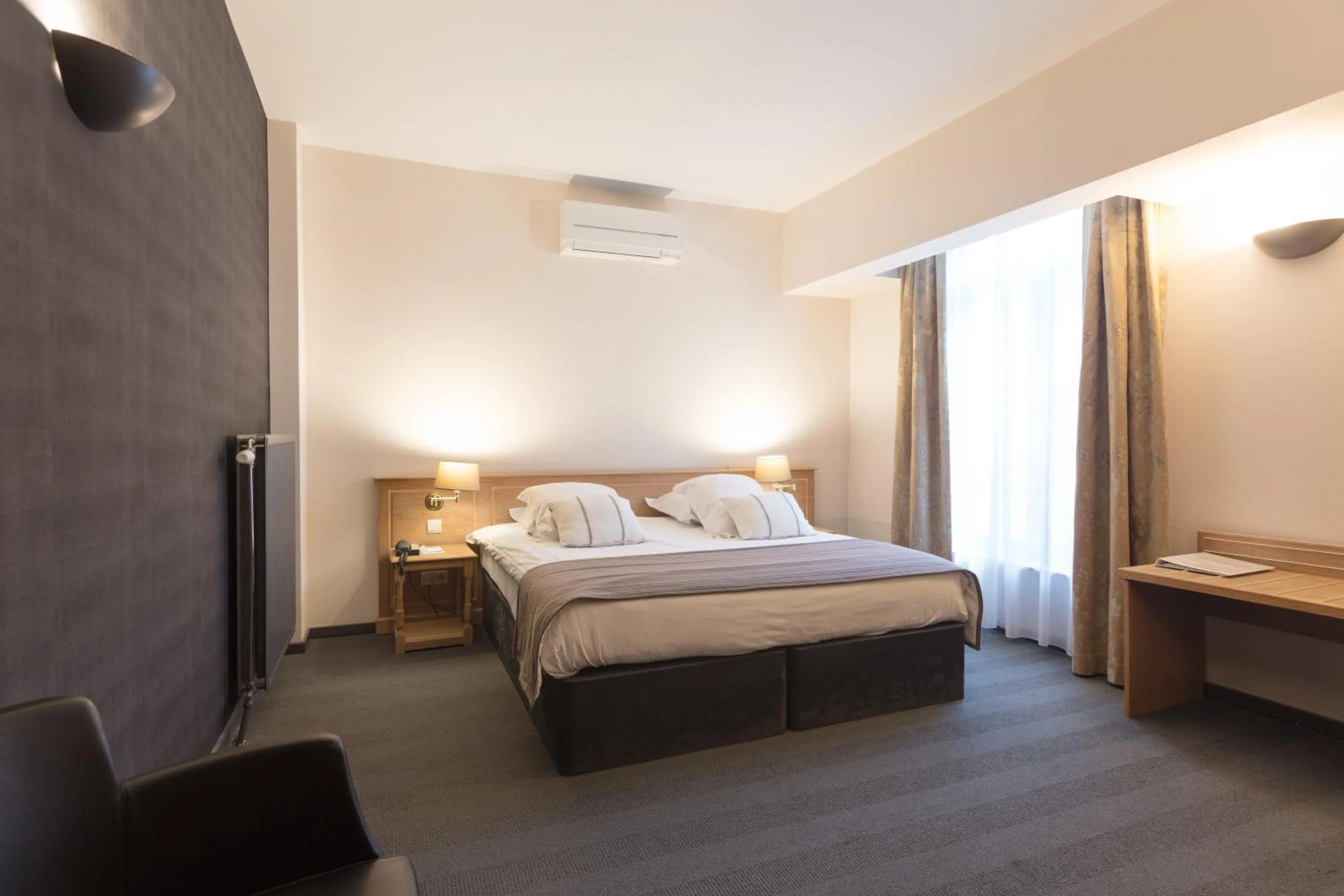 Bedroom, Bed in Hotel Gravensteen