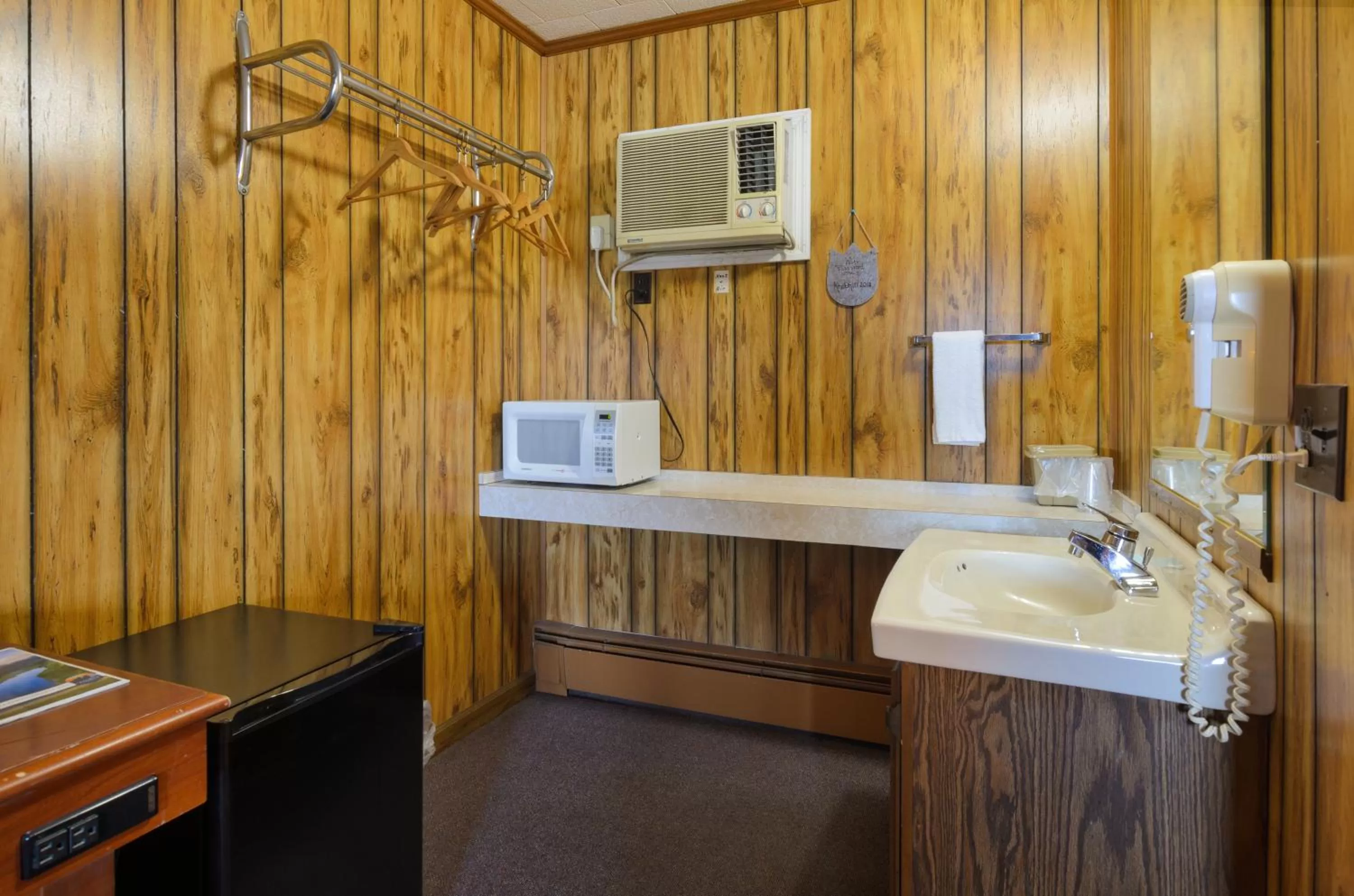 heating in Knob Hill Motor Lodge