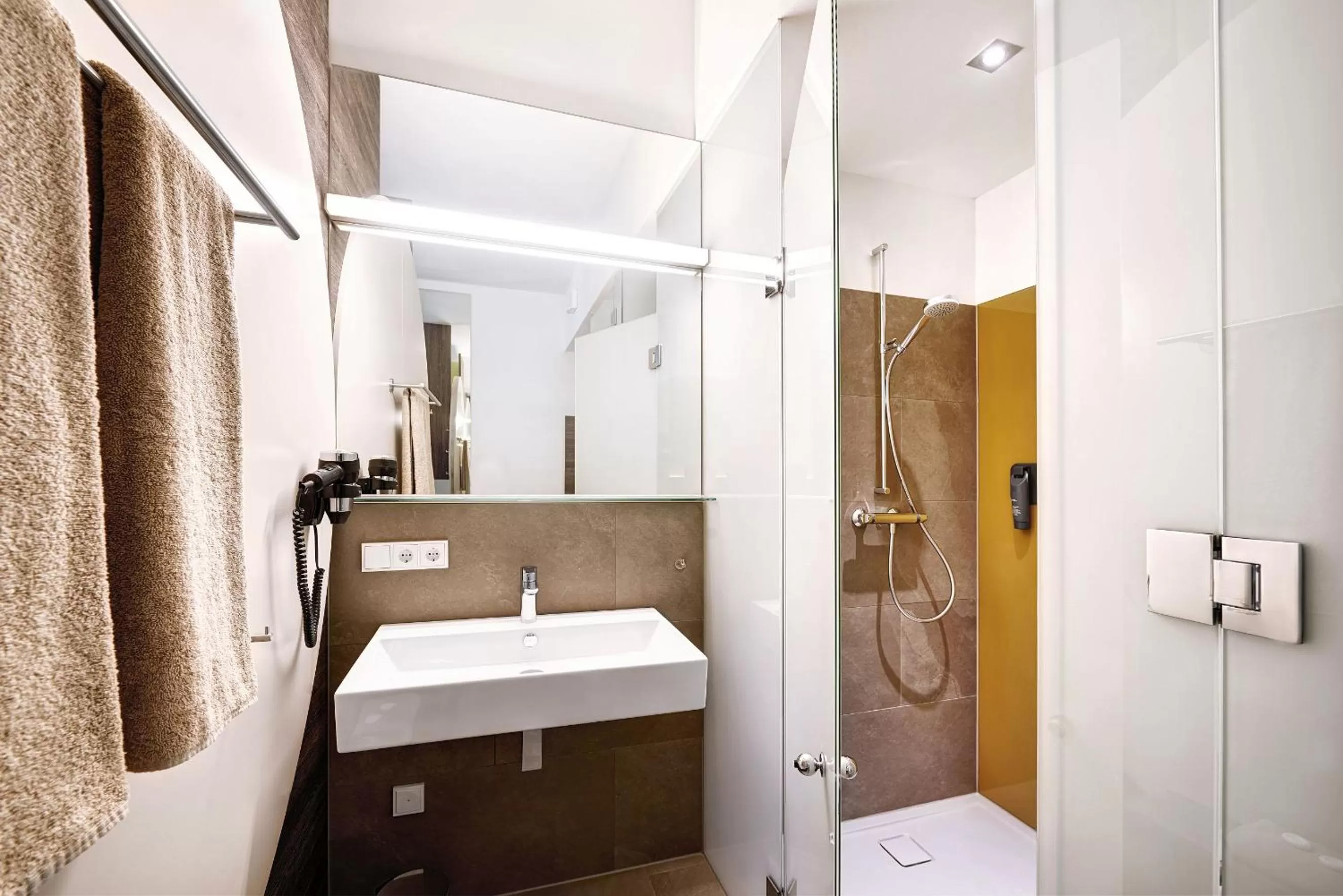 Decorative detail in eee Hotel Traun