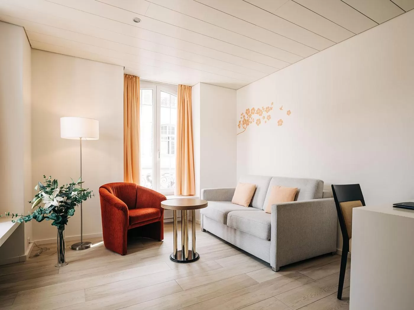 Seating area in Hotel Krone Thun