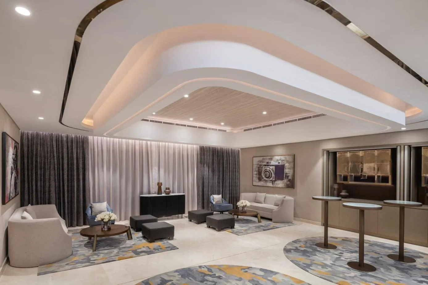 Business facilities in Paramount Hotel Midtown