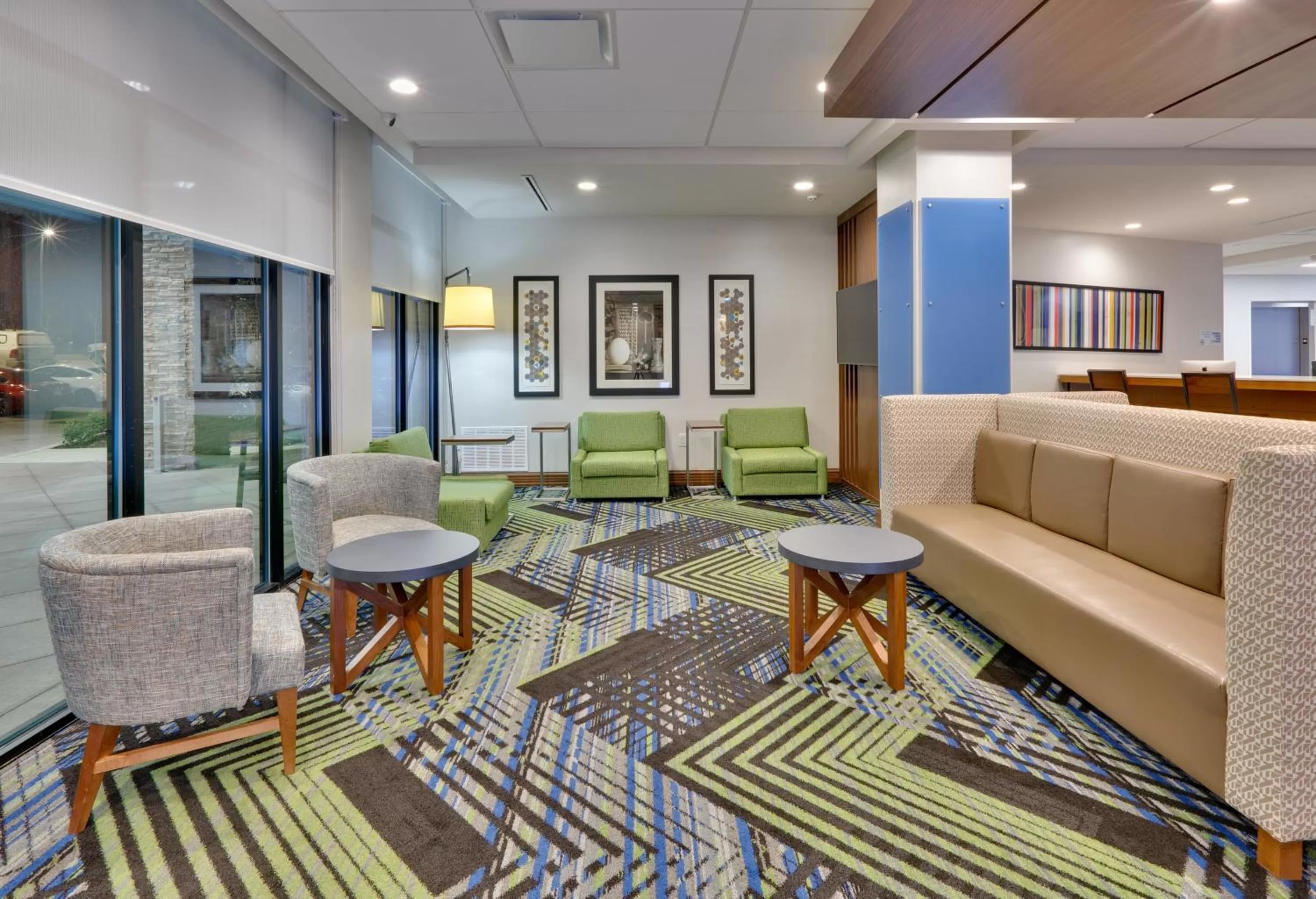 Property building in Holiday Inn Express & Suites Fort Worth North - Northlake by IHG