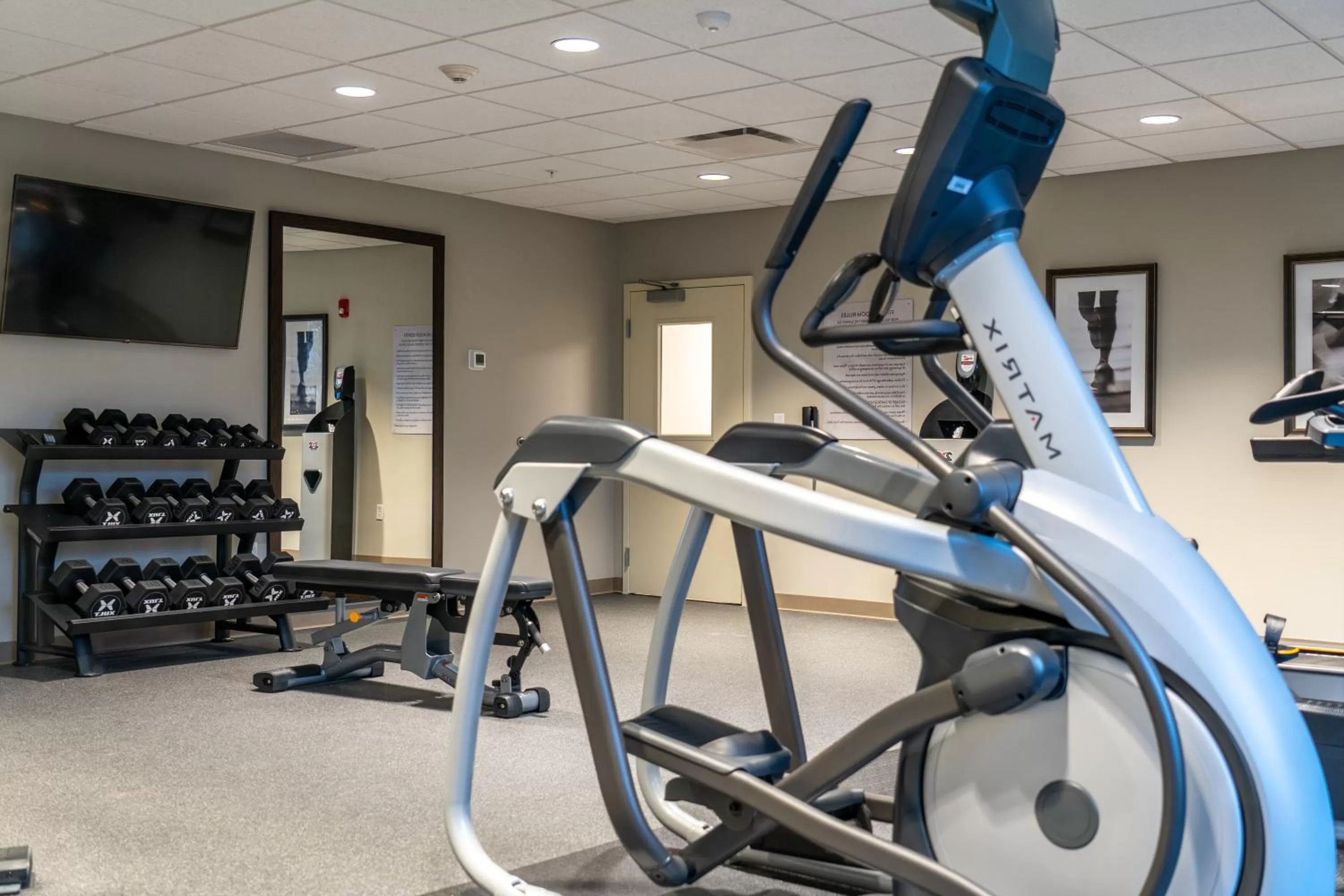 Fitness centre/facilities in Staybridge Suites - Summerville by IHG