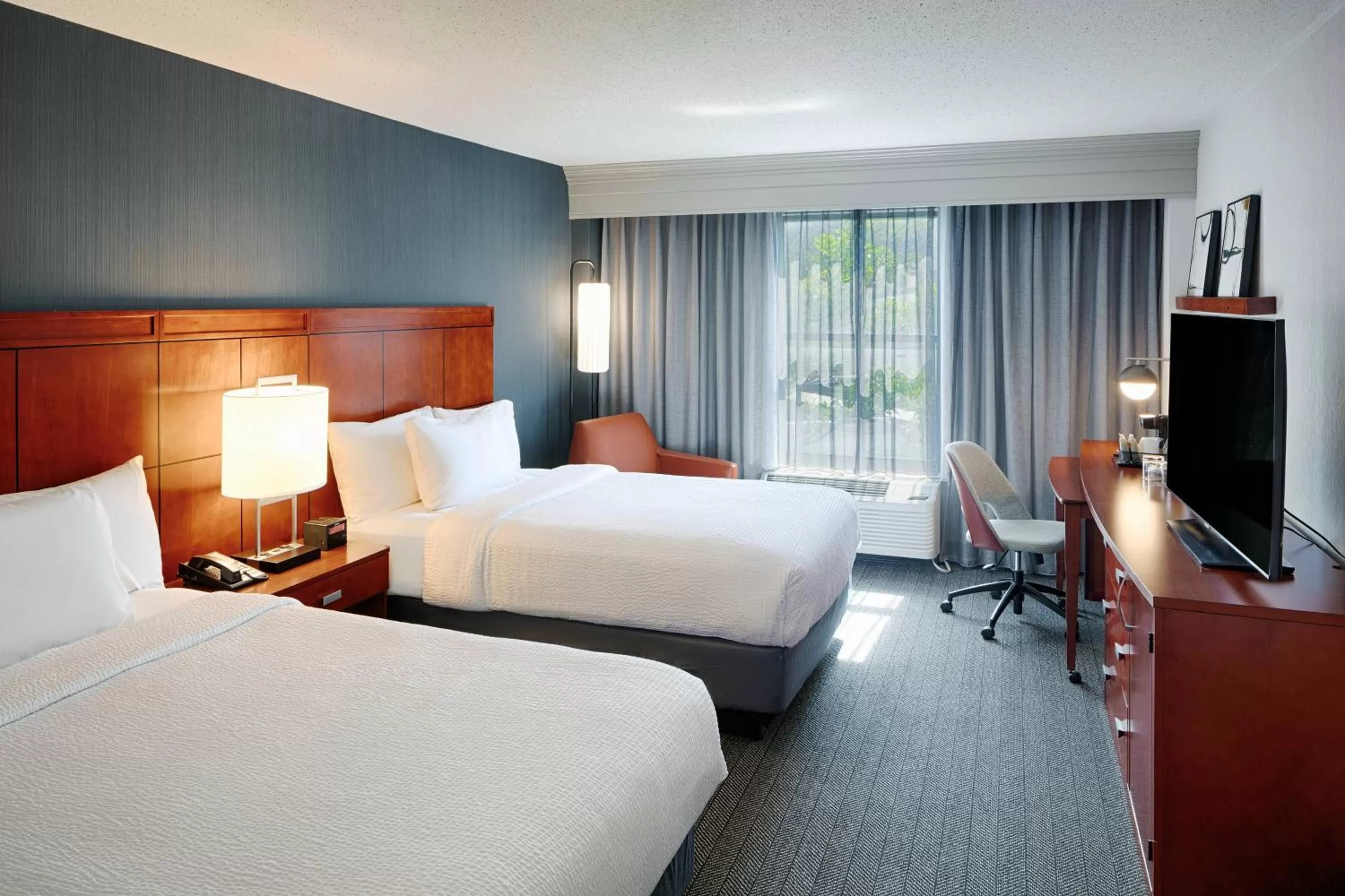 Double Room with Two Double Beds - Hearing Accessible in Courtyard by Marriott Springfield Downtown