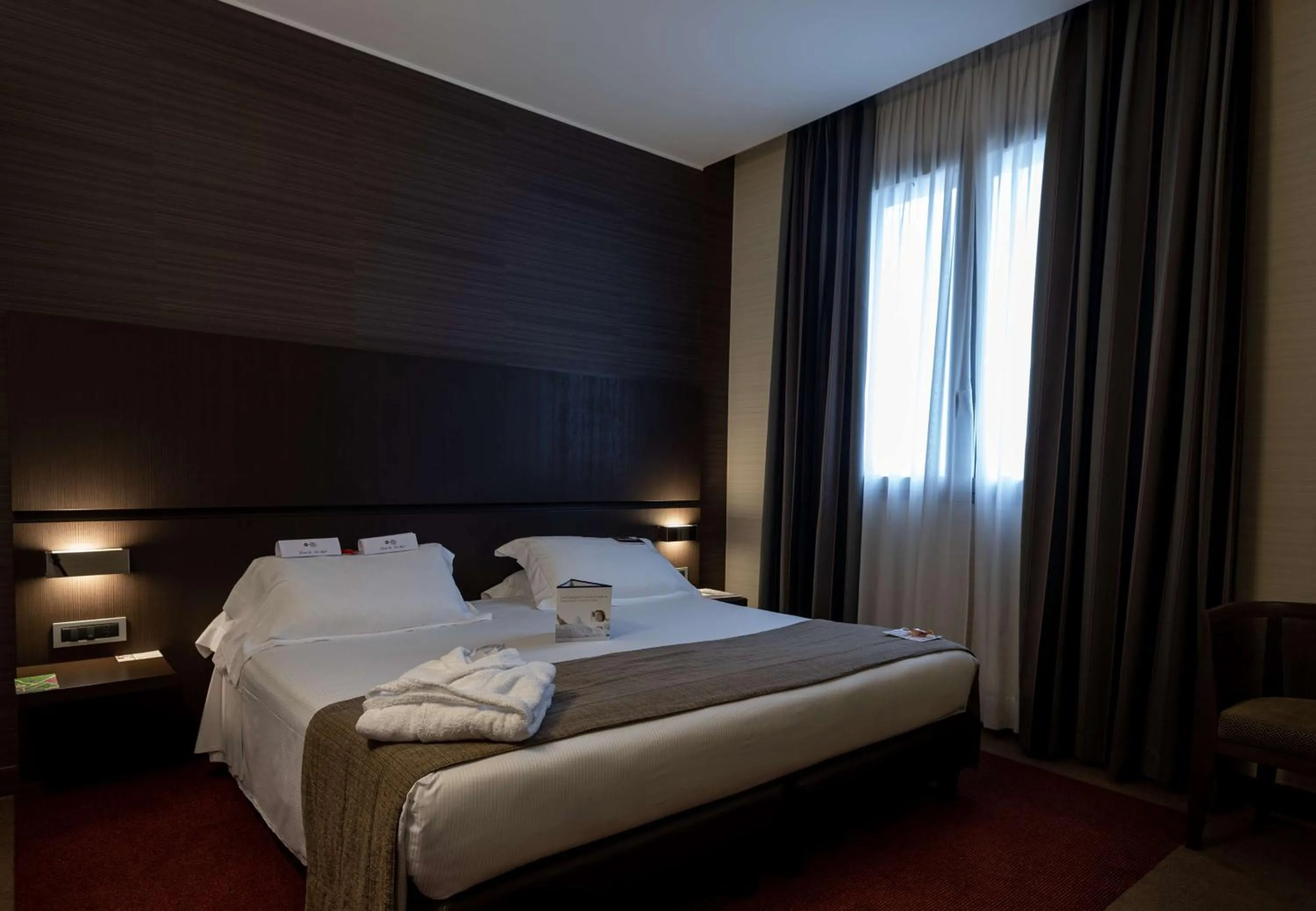 Bedroom, Bed in Best Western Plus Hotel Monza e Brianza Palace