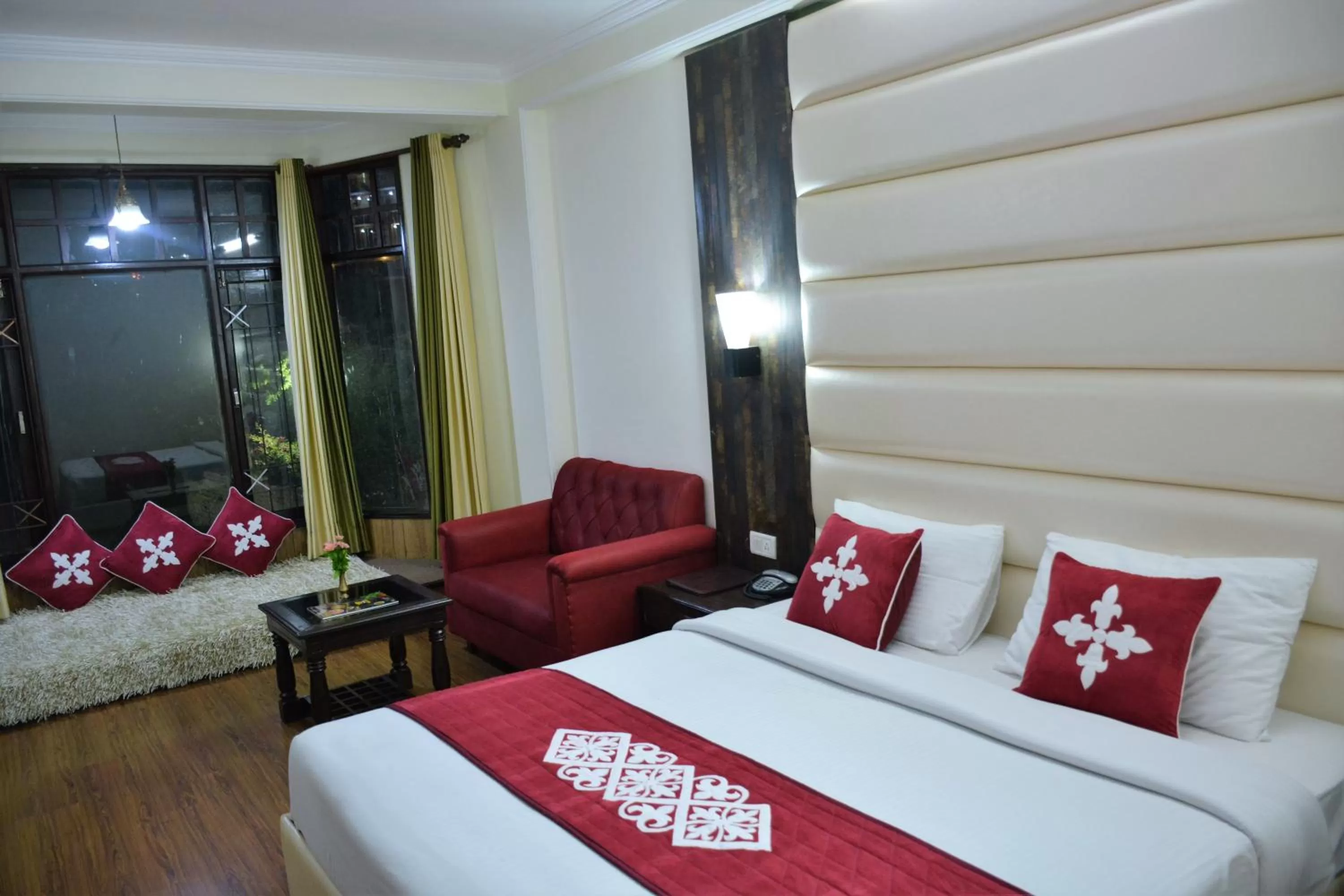 Photo of the whole room, Bed in Snow Valley Resorts & Spa Manali