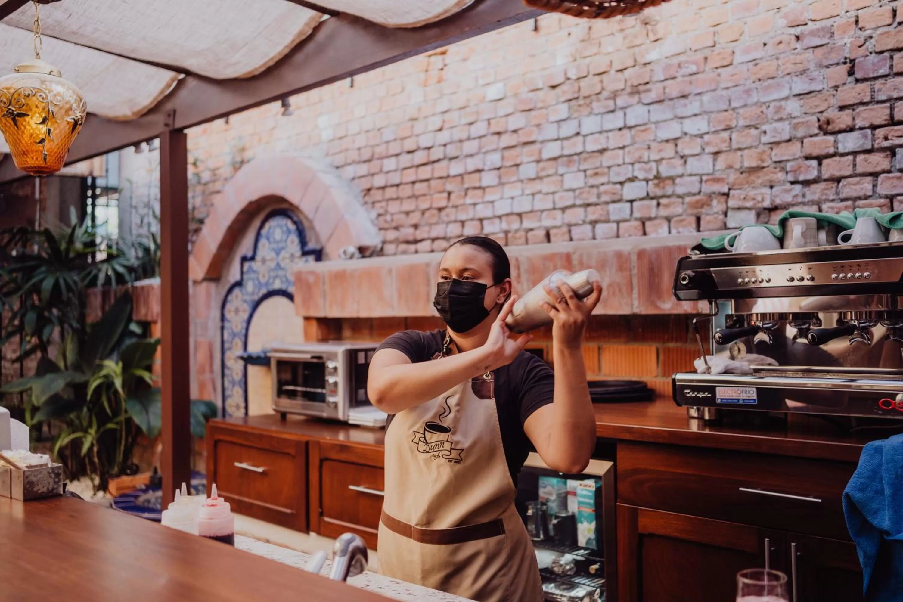 Staff in Hotel Dunn Inn