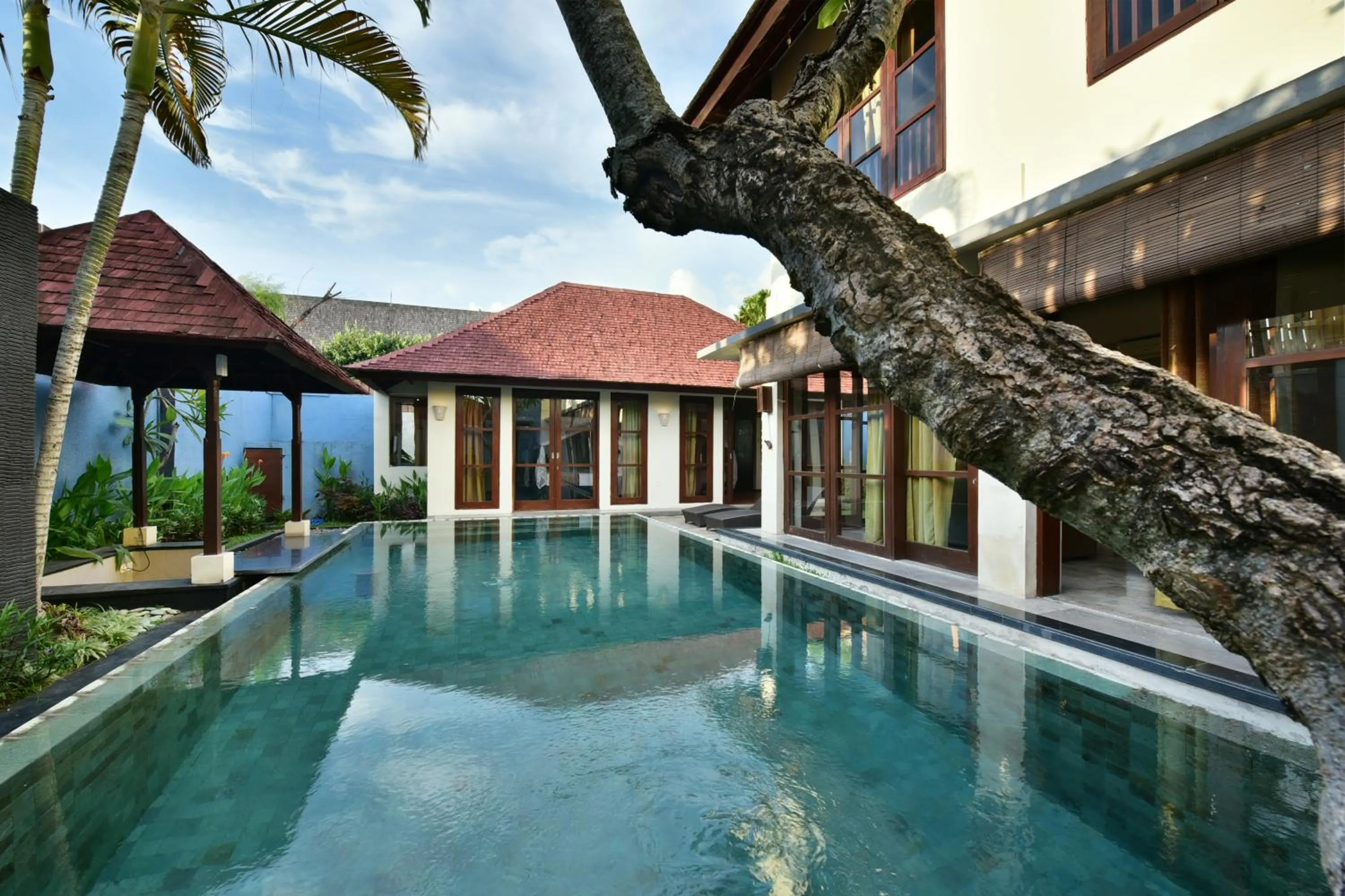 Swimming pool in The Khayangan Dreams Villa Umalas