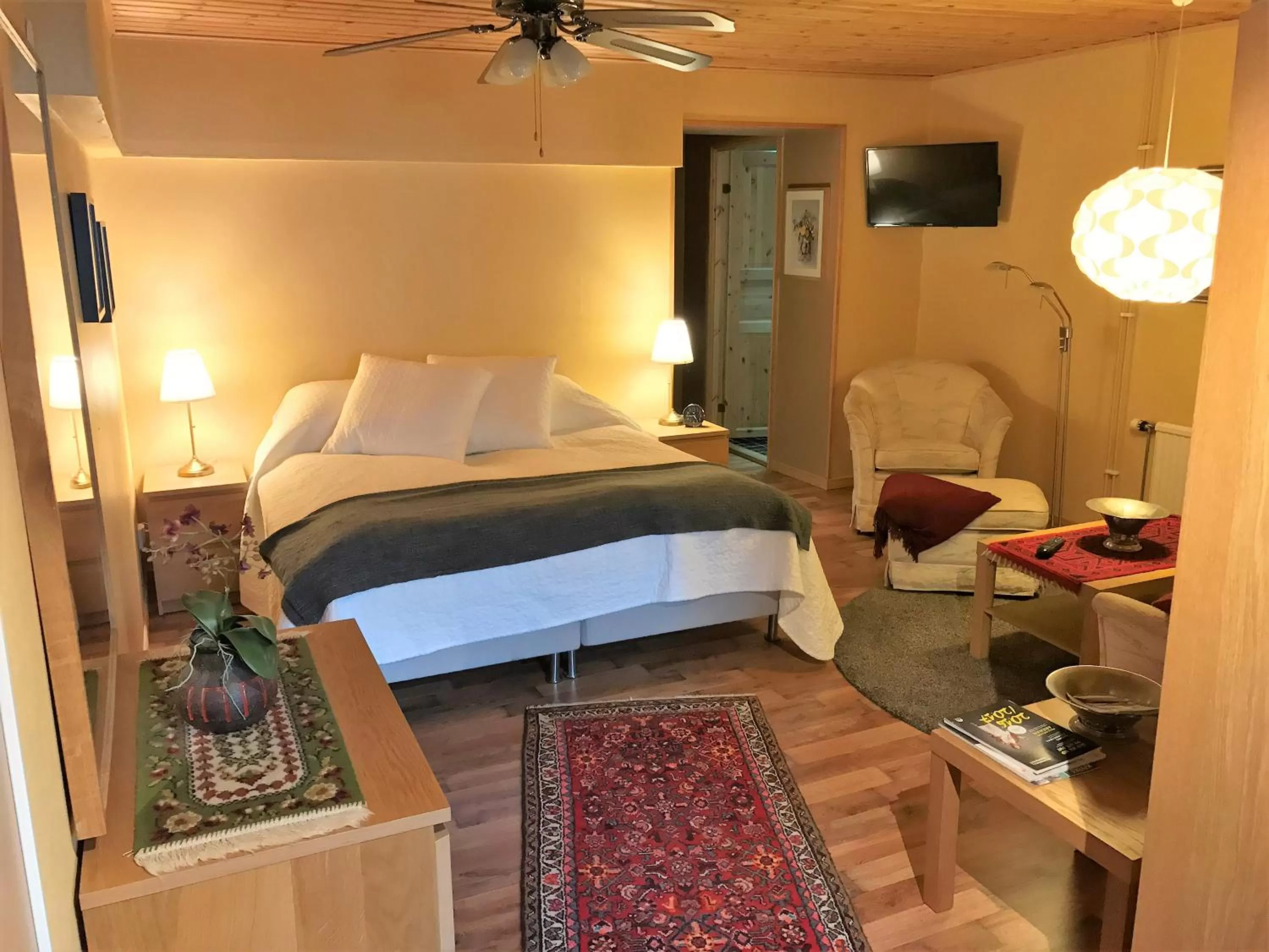 Bed in Mattisgården Bed & Breakfast