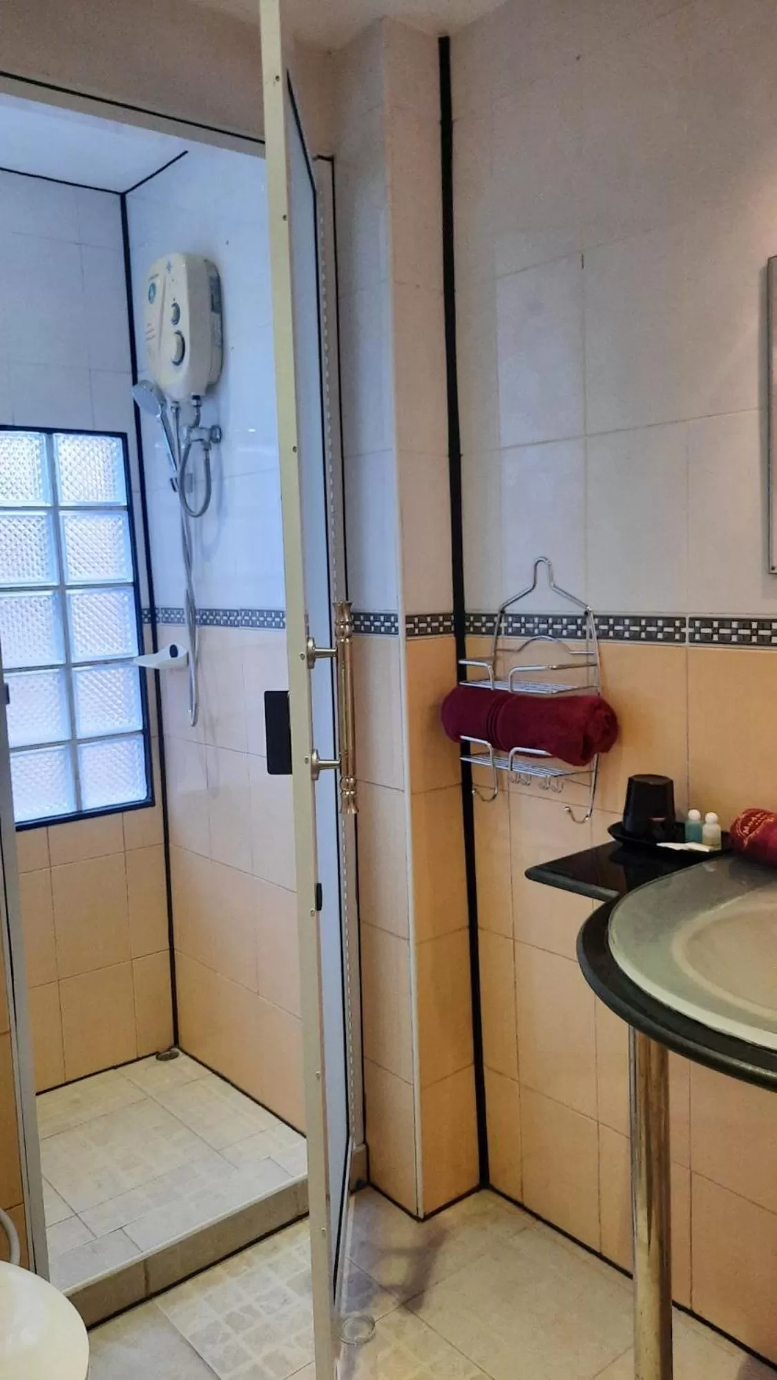 Bathroom in Swiss Food Restaurant and room for rent