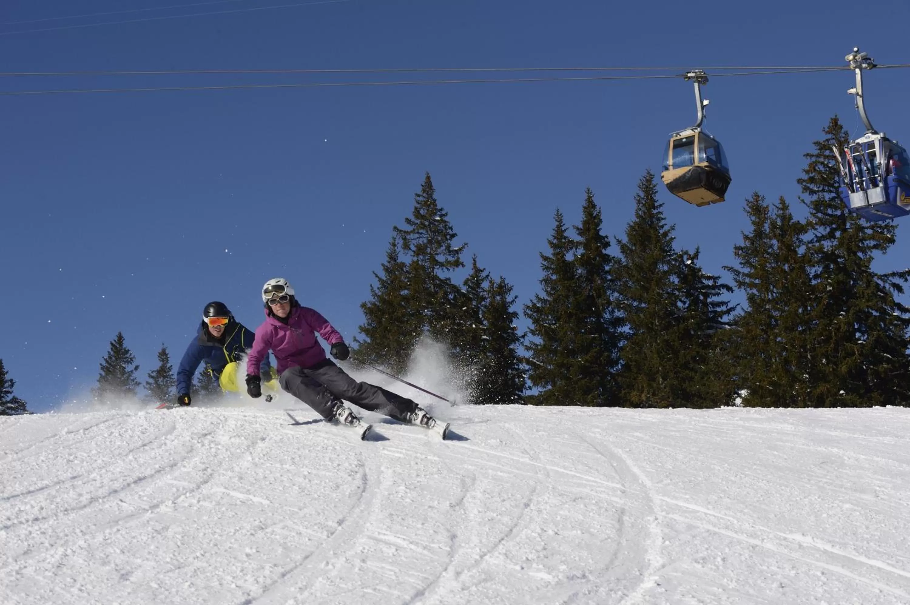 Skiing in Hotel Simmenhof