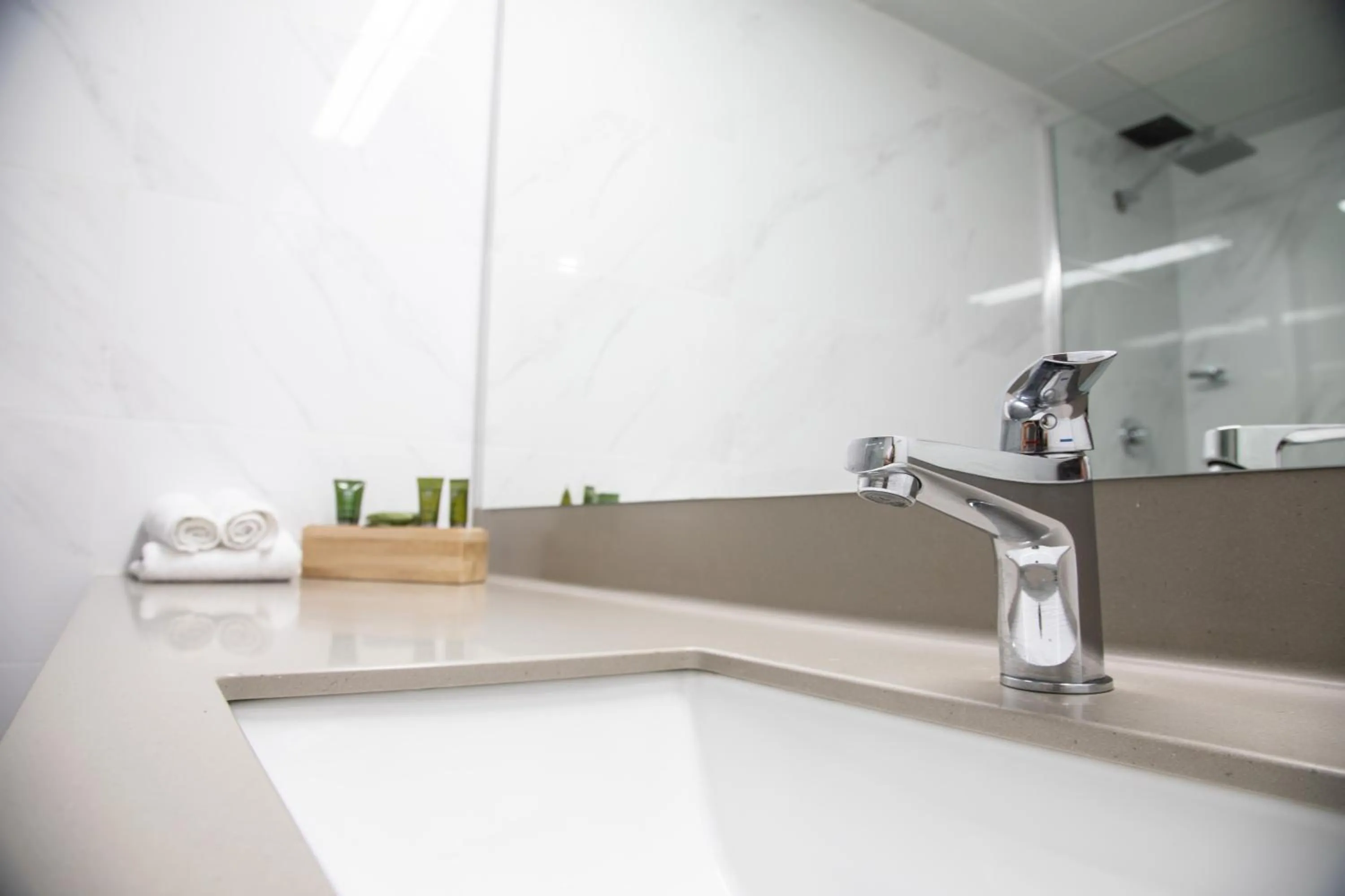 Bathroom in Madison Capital Executive Apartments