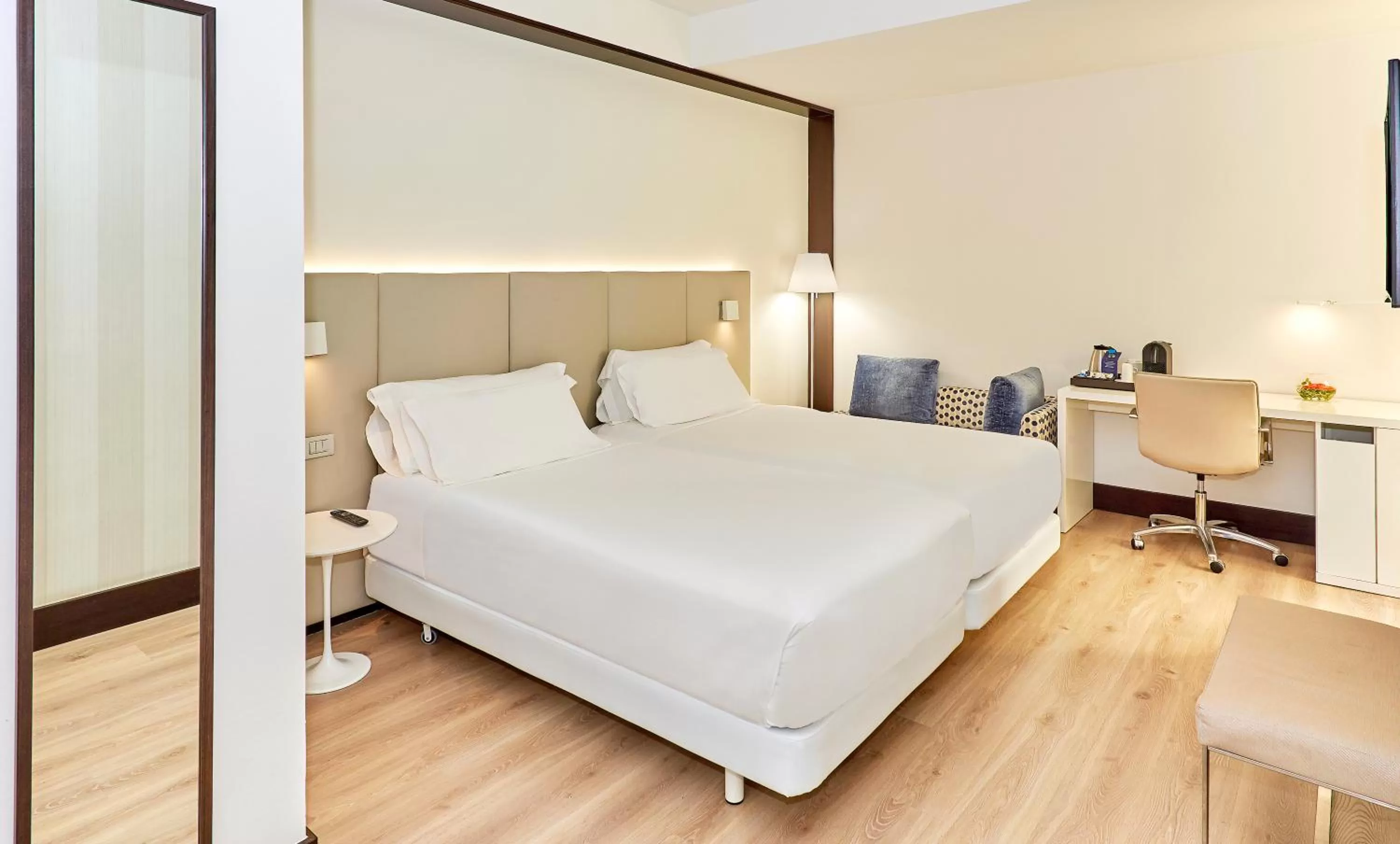 Bed in NH Madrid Lagasca