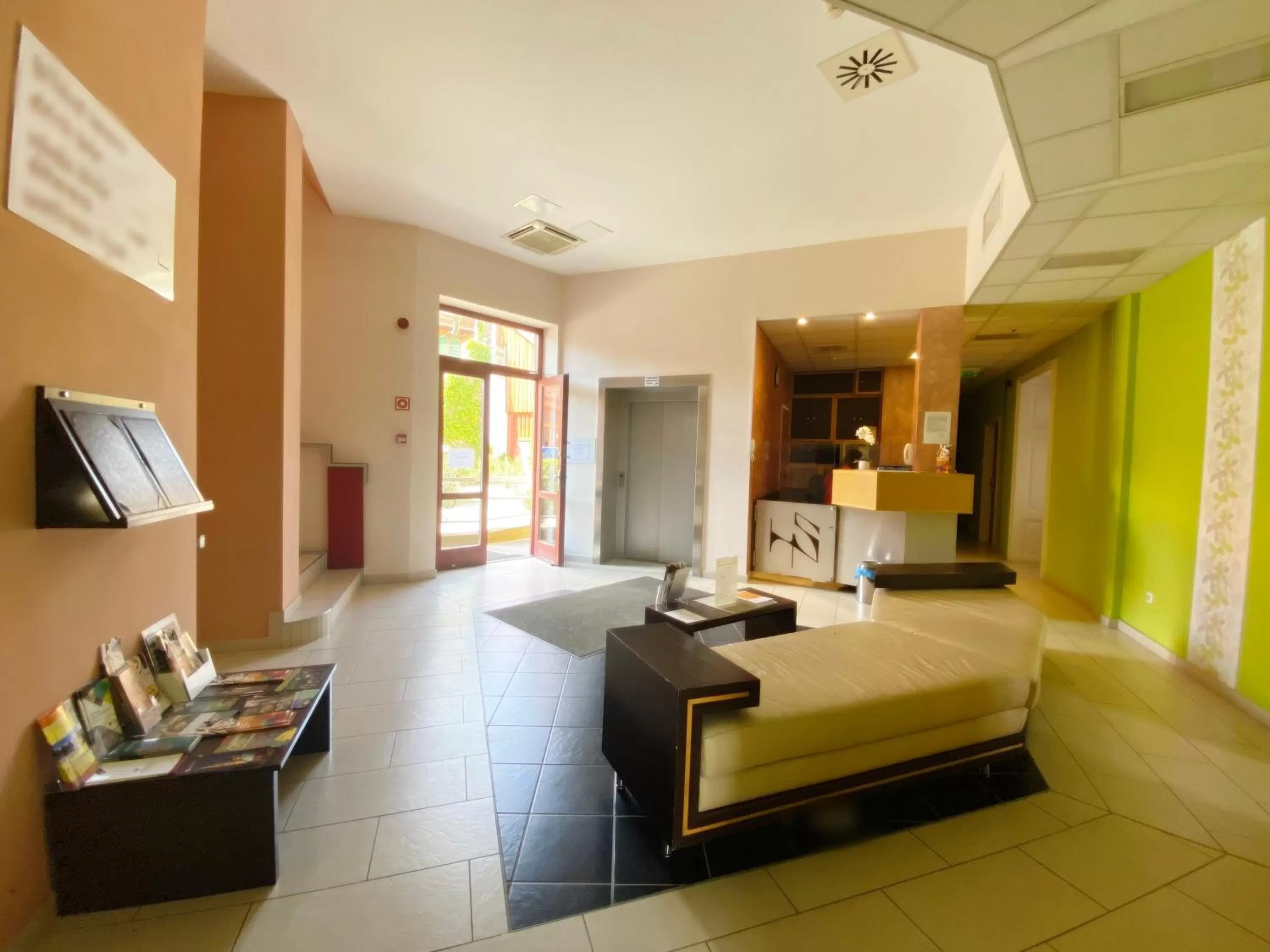 Lobby or reception, Bed in Boutique Hotel Sopianae