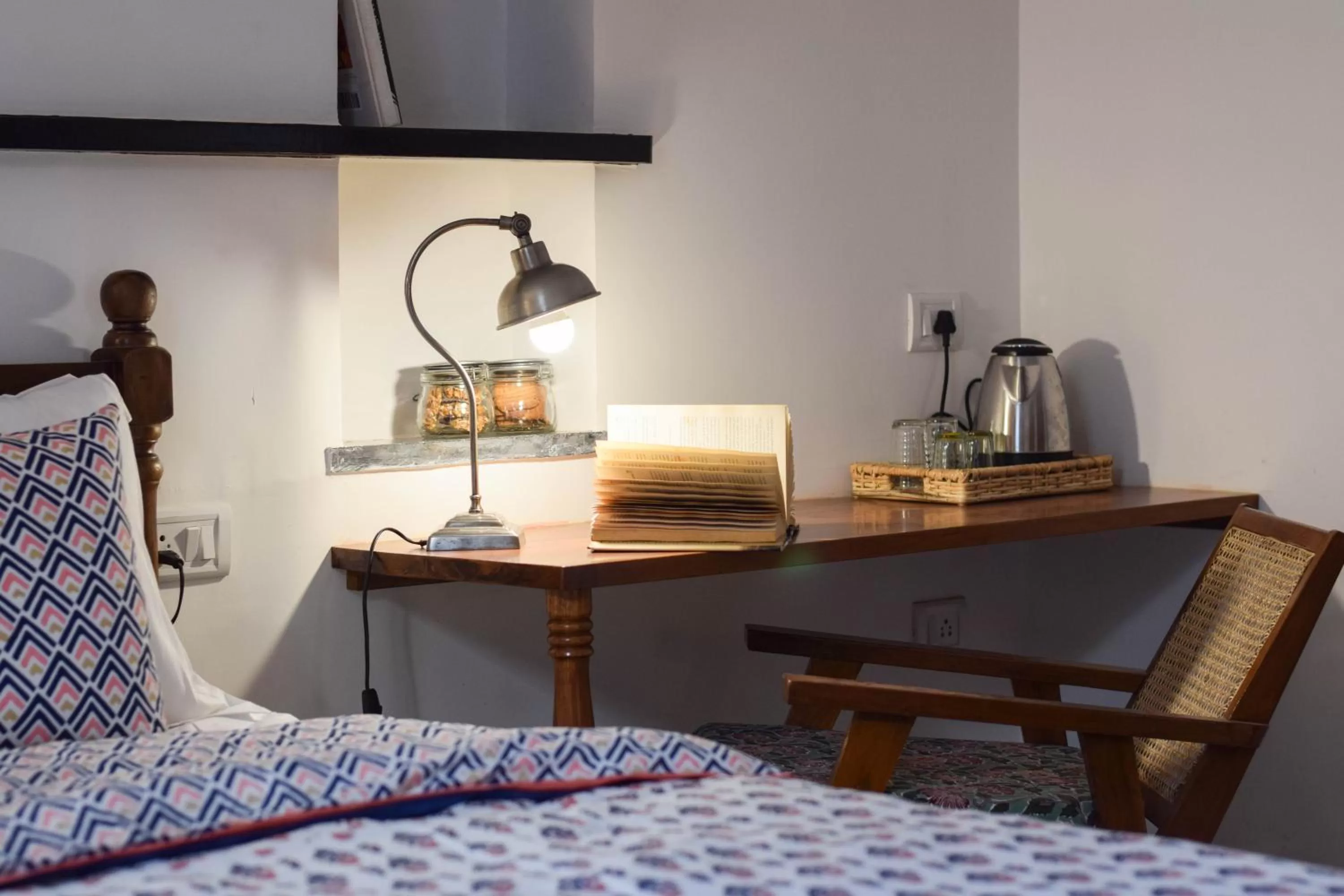 Coffee/tea facilities, Bed in Mukam, Boutique Homestay