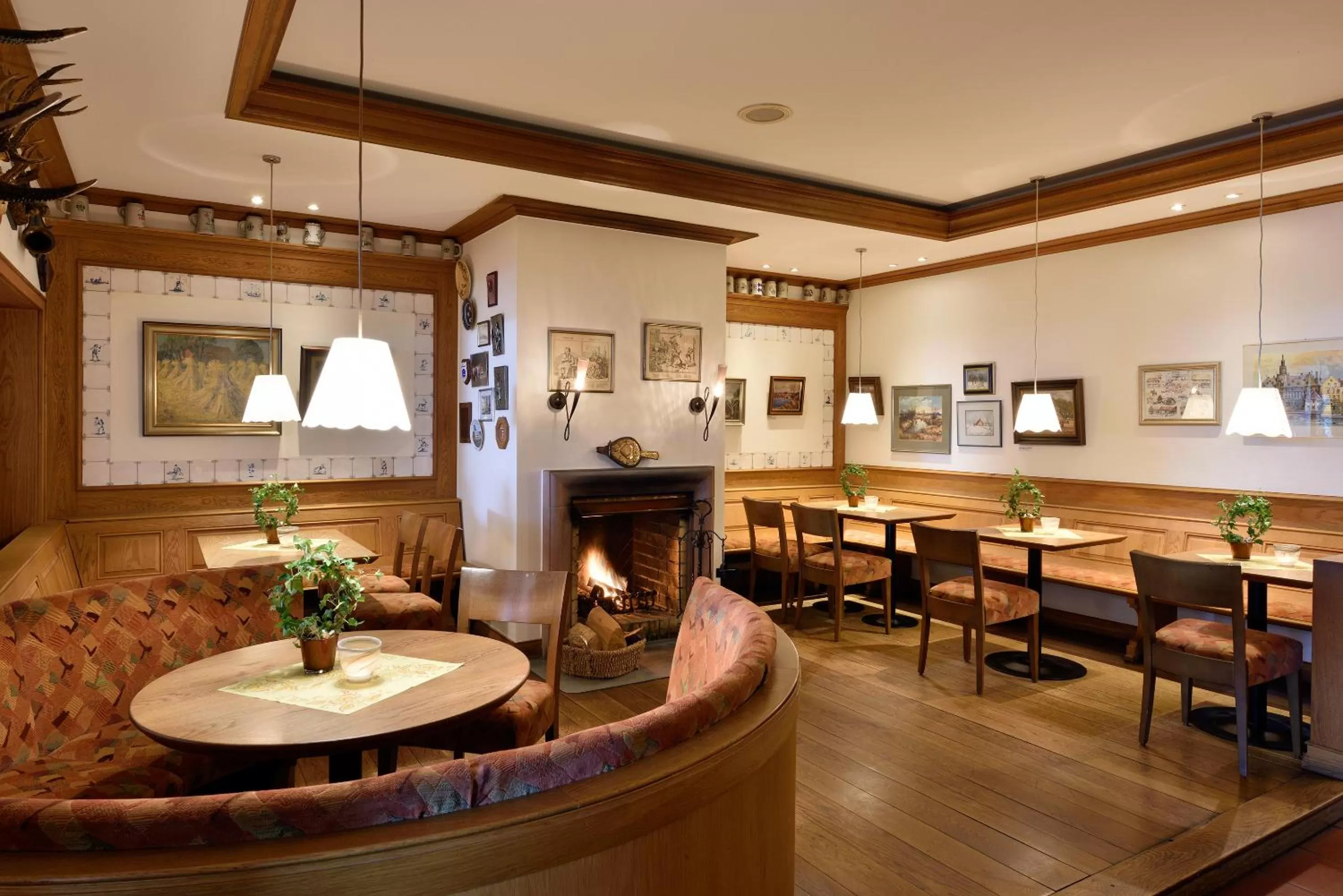 Lounge or bar in Köhlers Forsthaus Wellness & Genuss Hotel