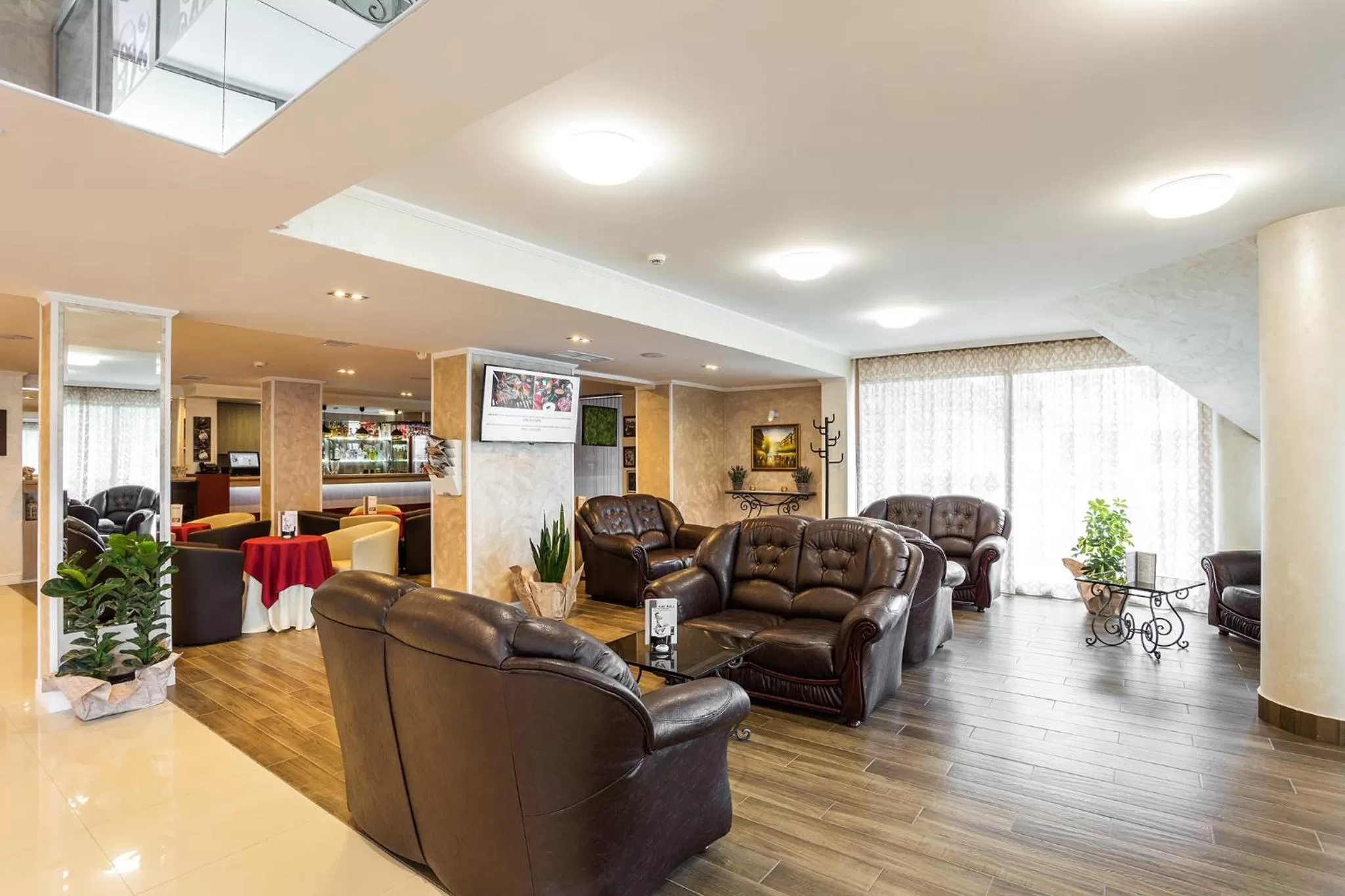 Lounge or bar in Grami Hotel Sofia