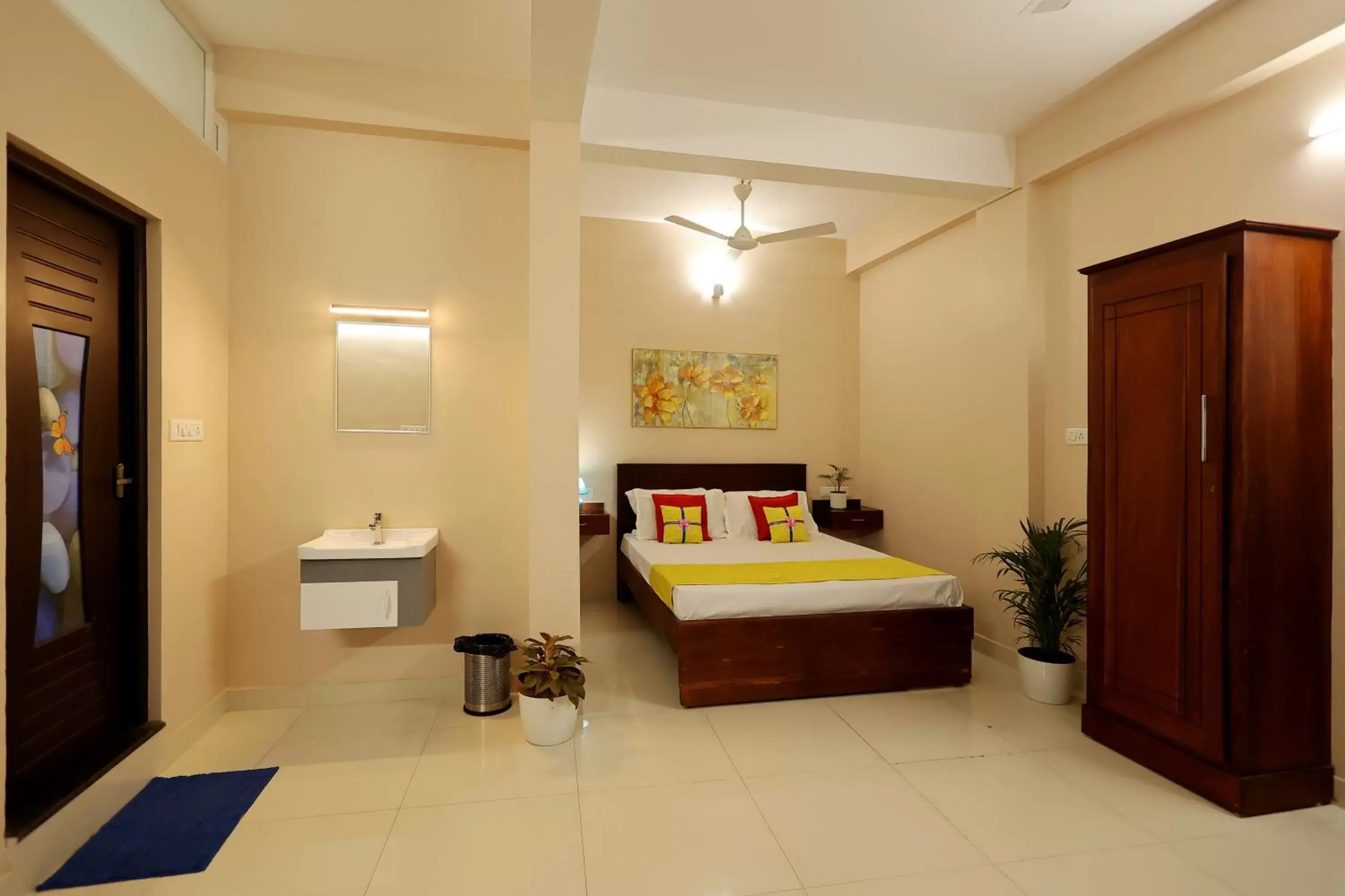 Superior King Room in Isha Residency Superior King Room in Isha Residency