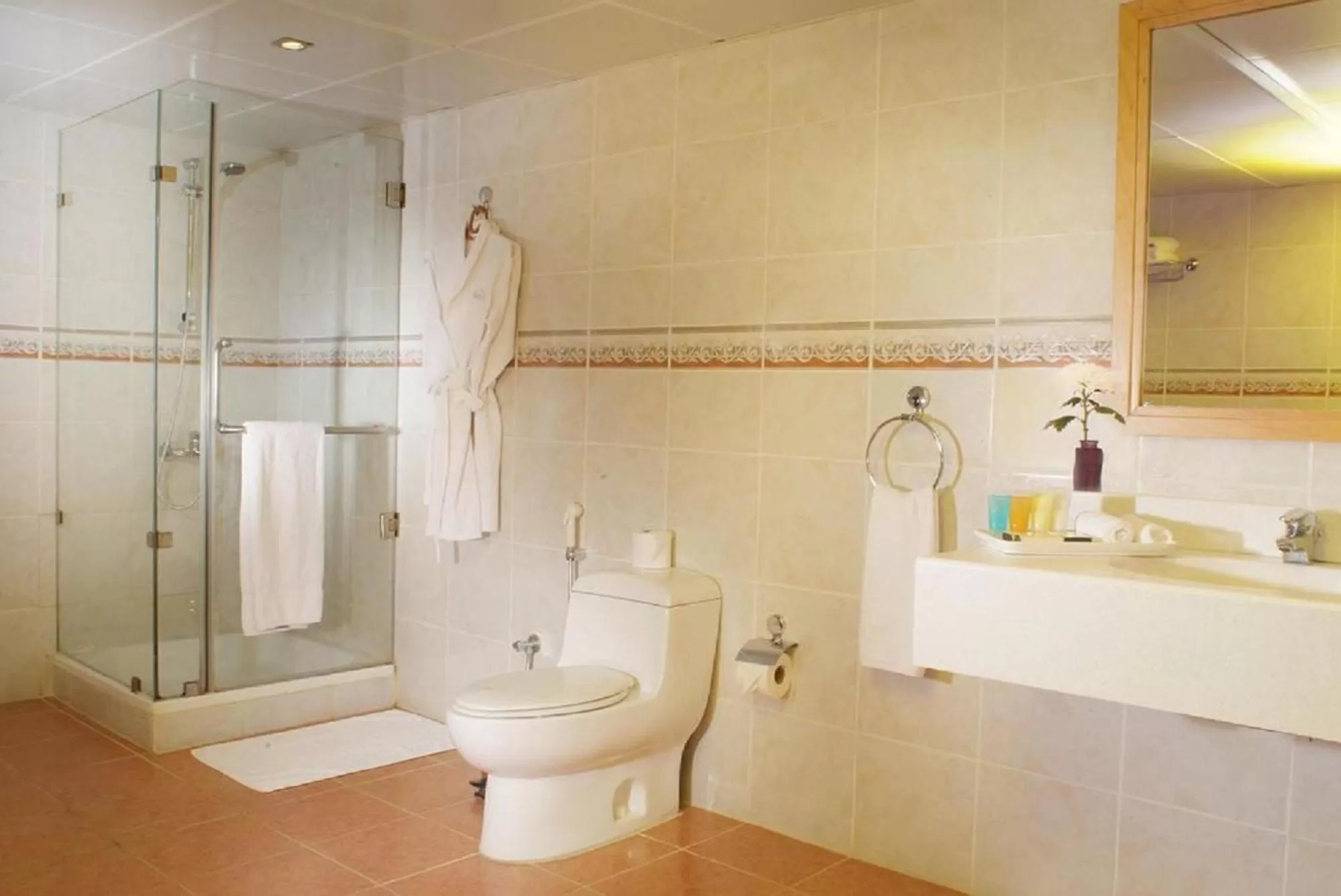 Bathroom in The Palms Beach Hotel & Spa