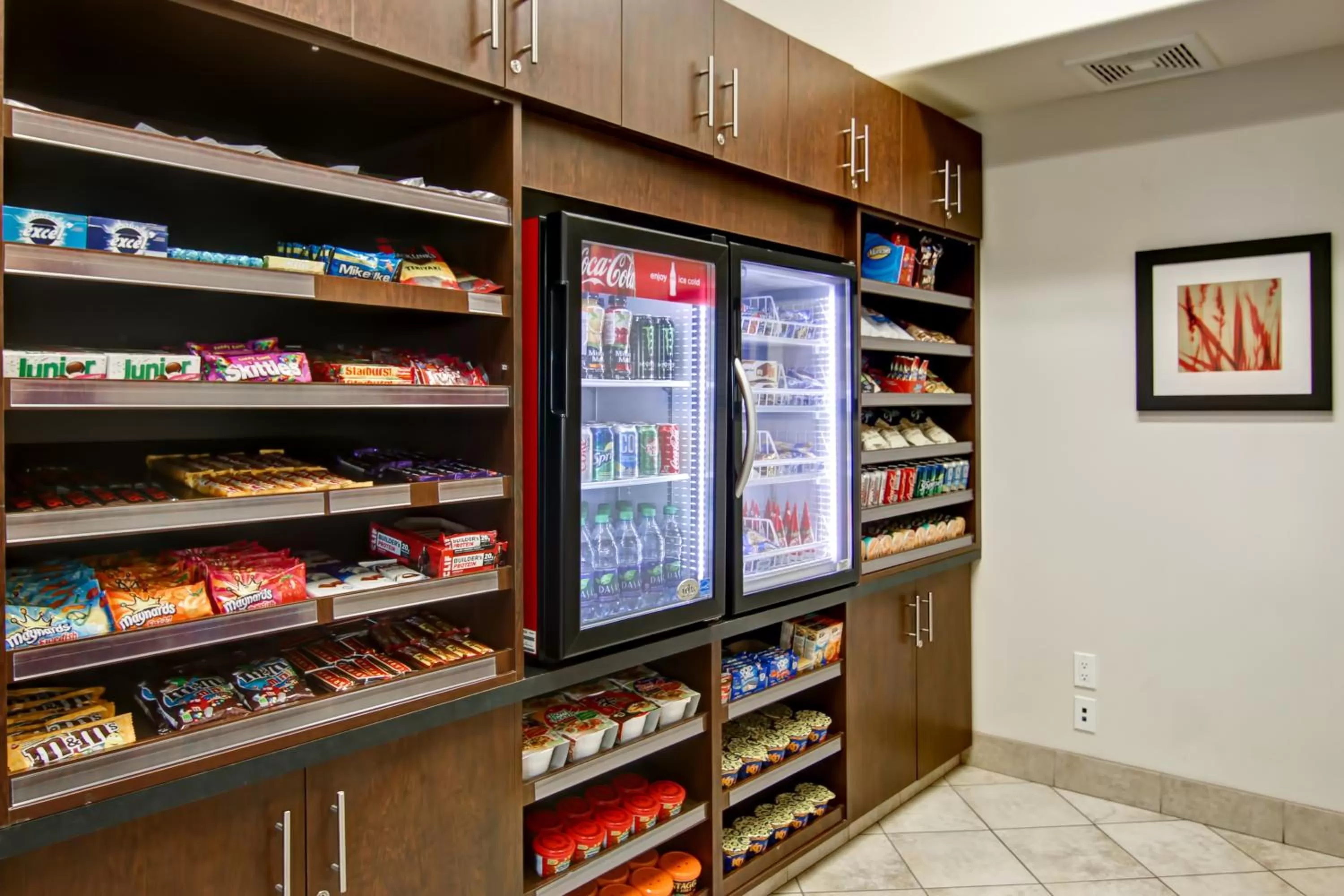 Food and drinks in Canalta Hotel Moosomin