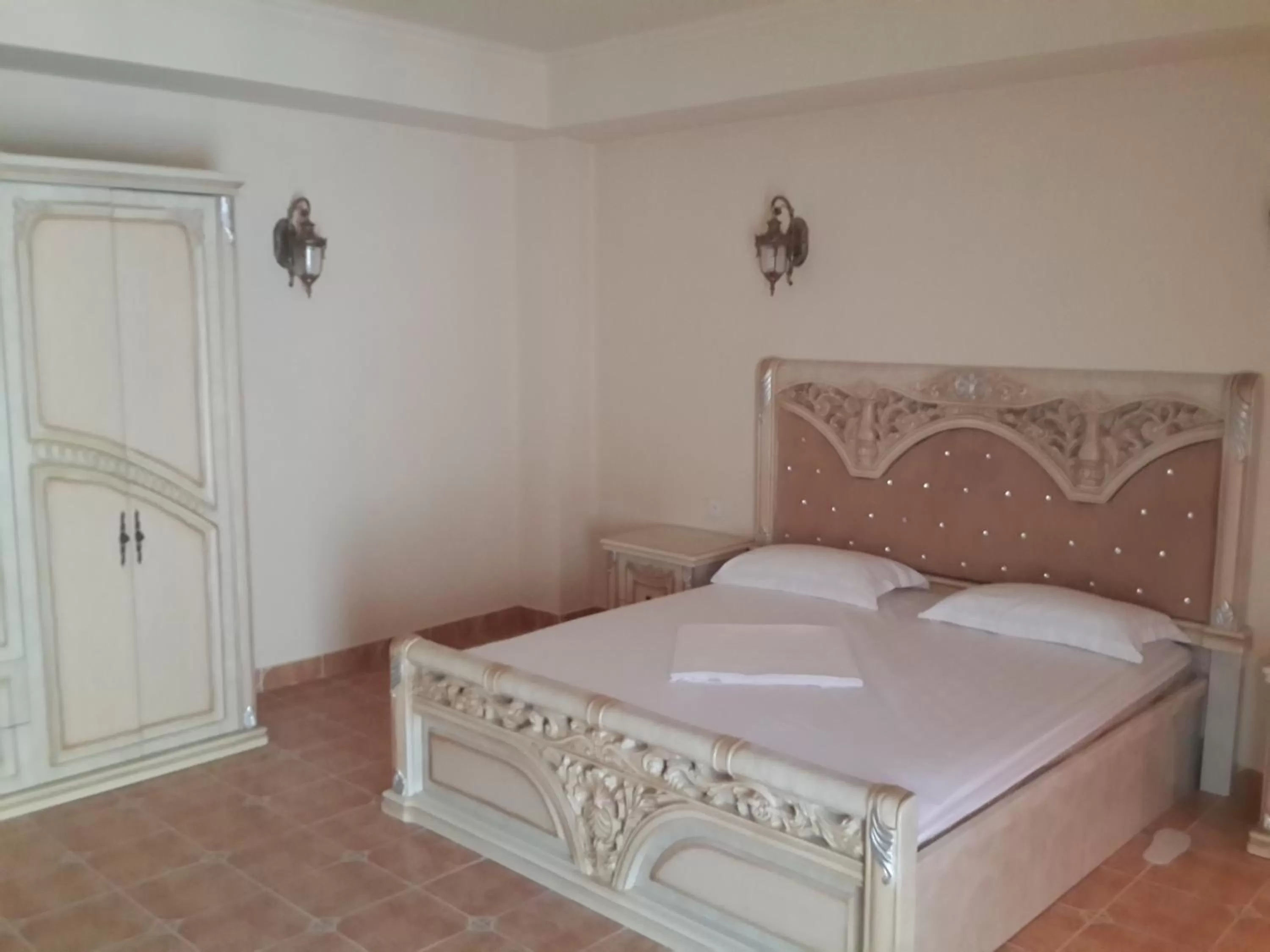 Bed in Venezia Palazzo Hotel