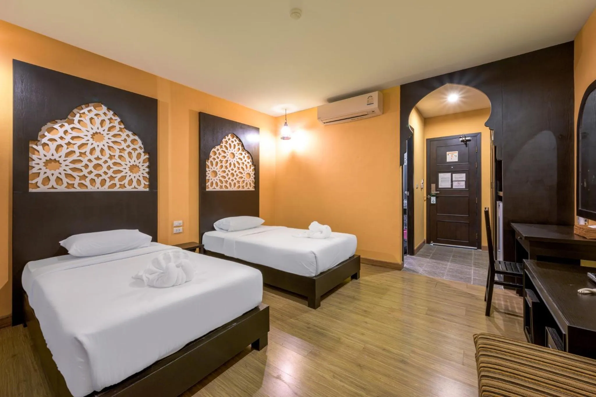 Bed in Anchanlina Hotel - SHA Plus