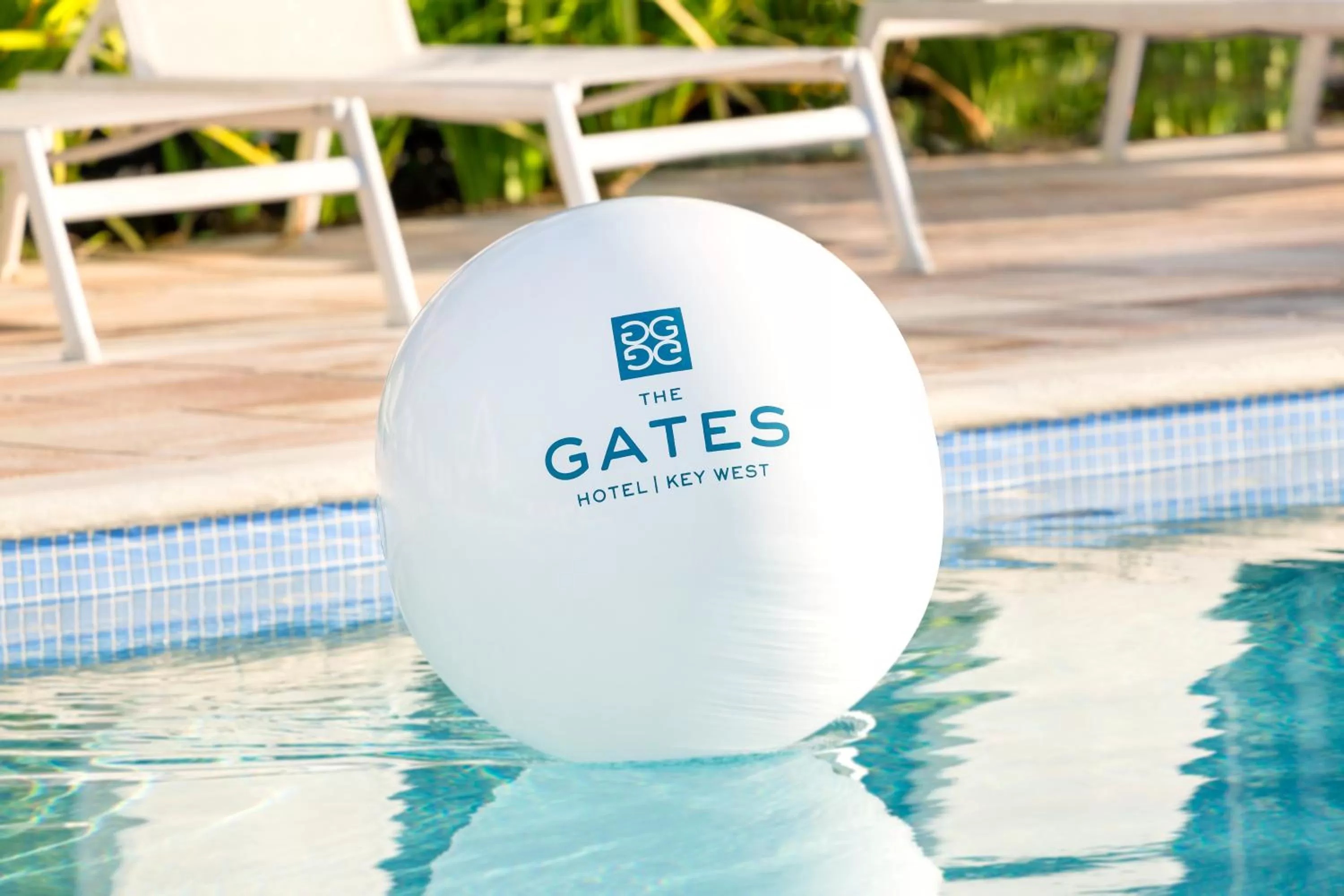 Swimming pool in The Gates Hotel Key West