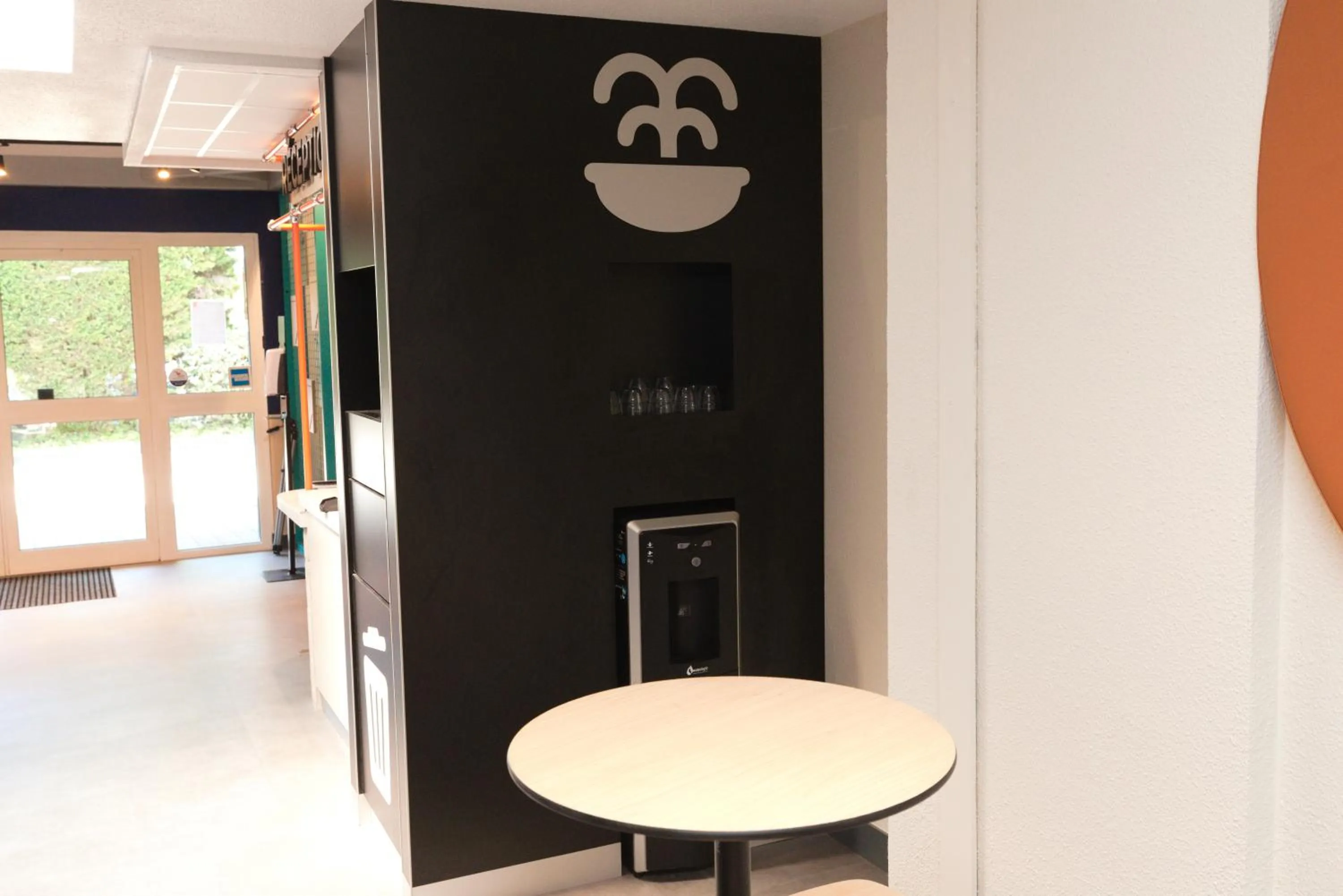 Lounge or bar in ibis Budget La Teste Bassin d'Arcachon