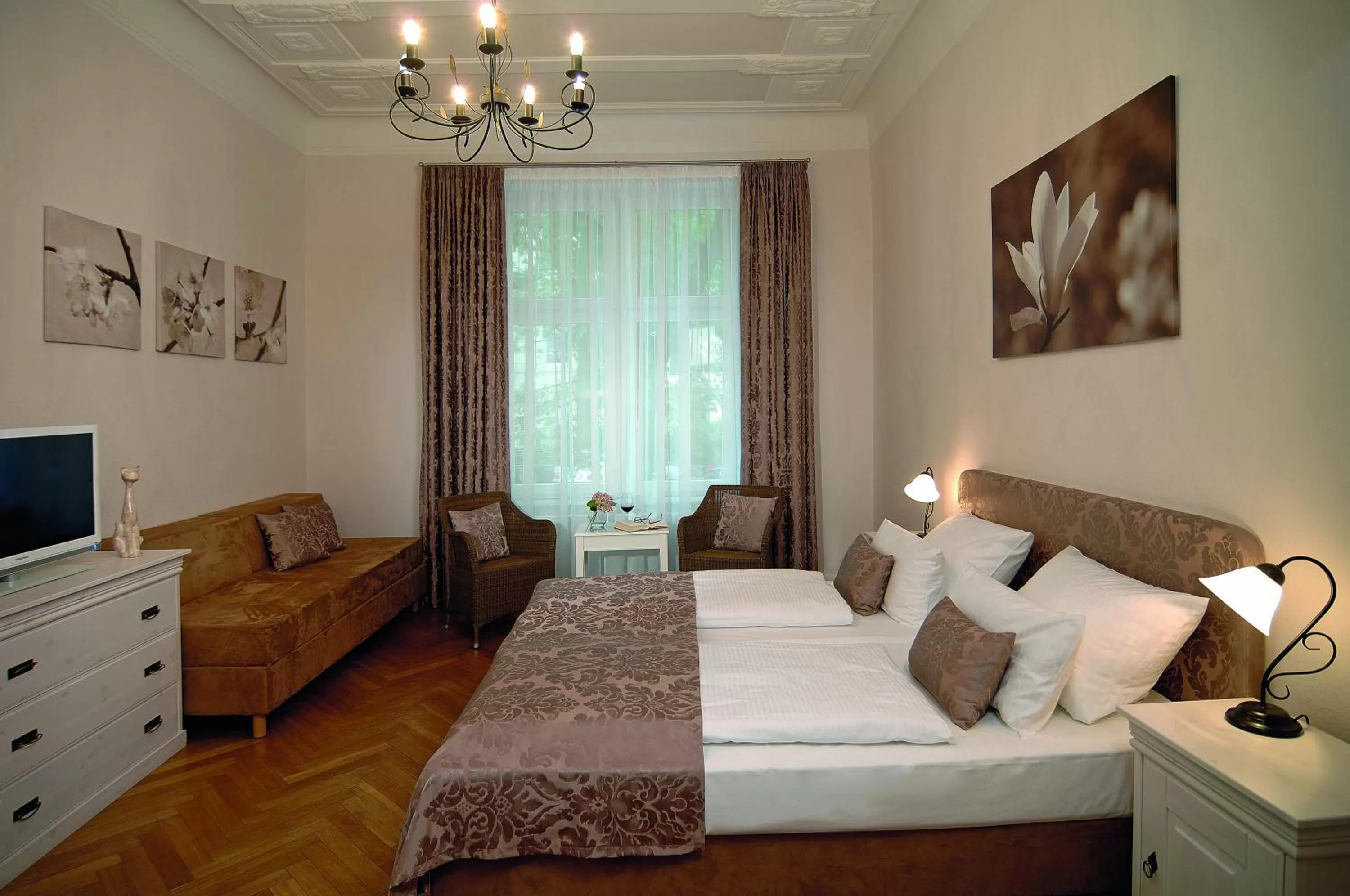 Photo of the whole room, Bed in Hotel Mare